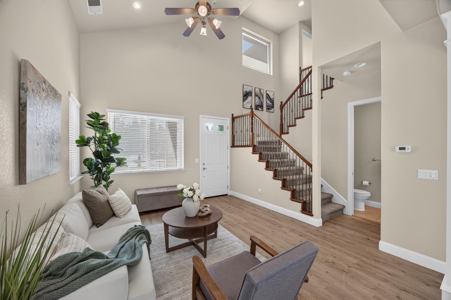 8221 ASHCREST Lane