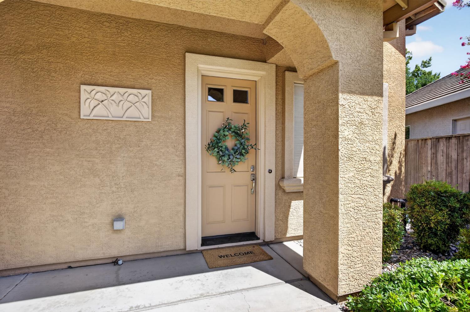 8221 ASHCREST Lane
