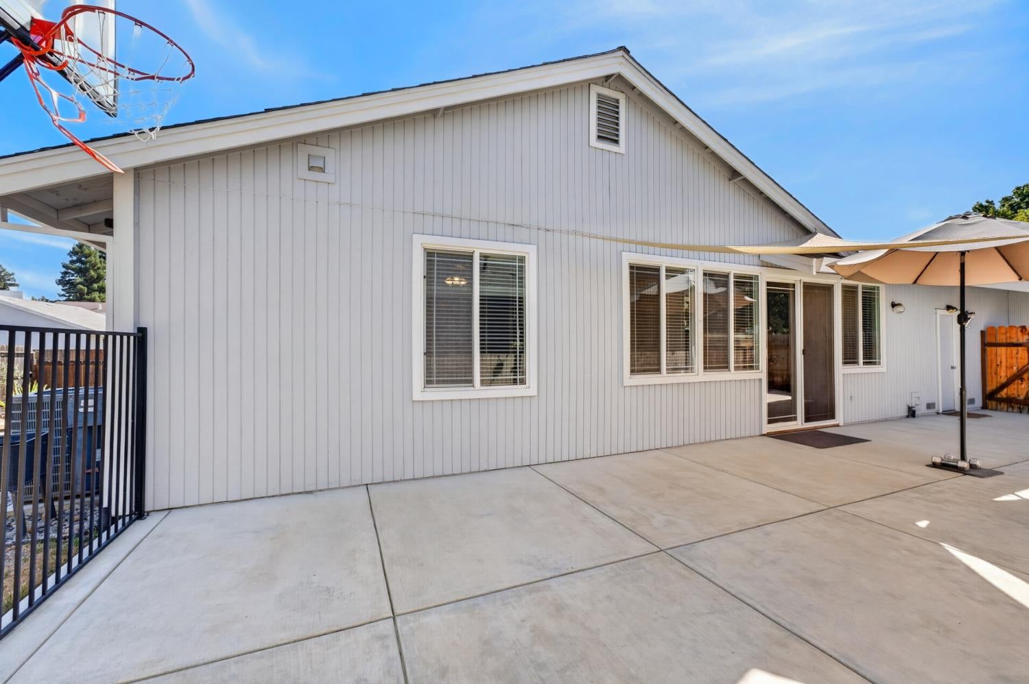 5345 Jade Creek Way