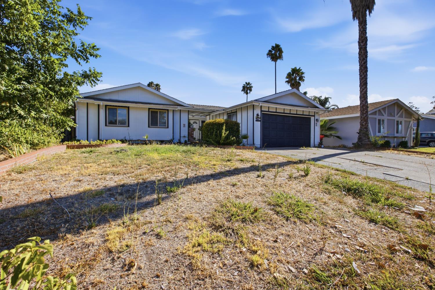 5960 Valley Hi Drive