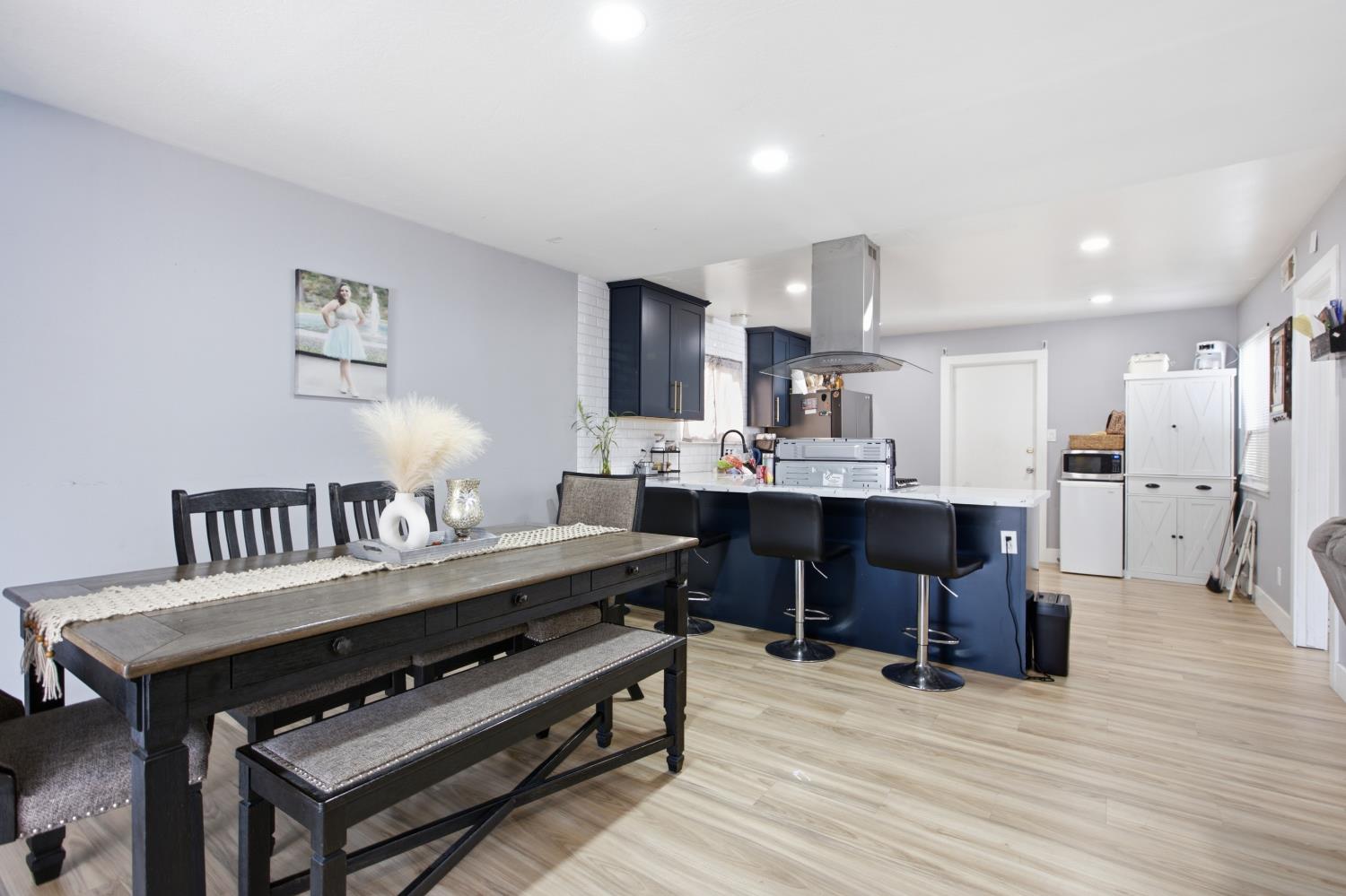 5960 Valley Hi Drive