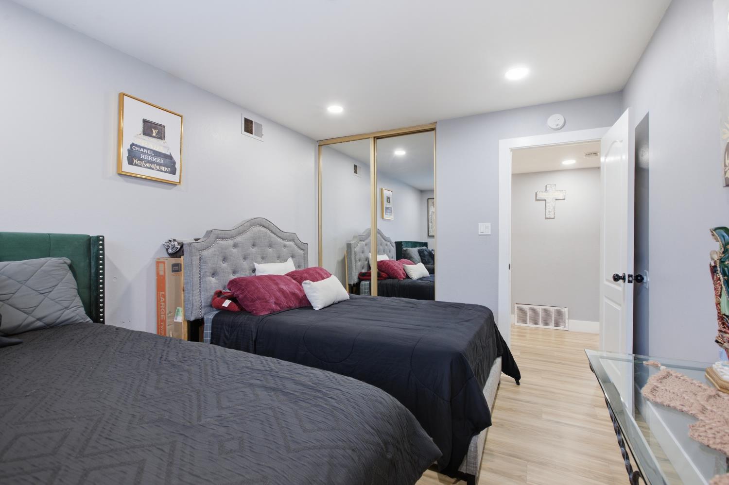 5960 Valley Hi Drive