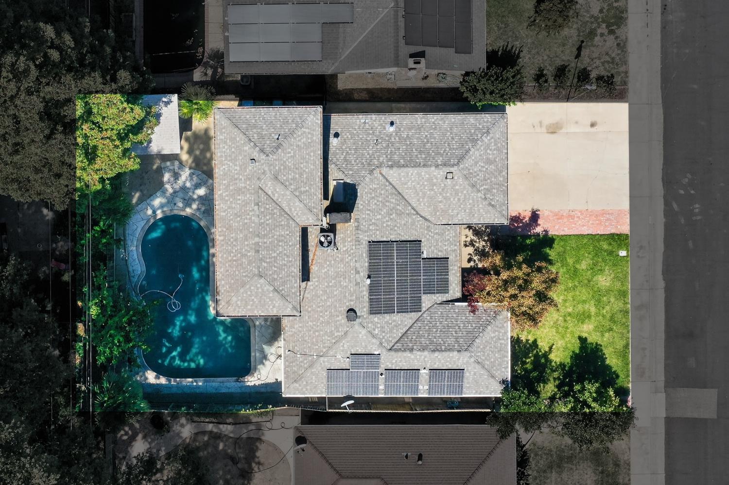 1172 Fallbrook Street