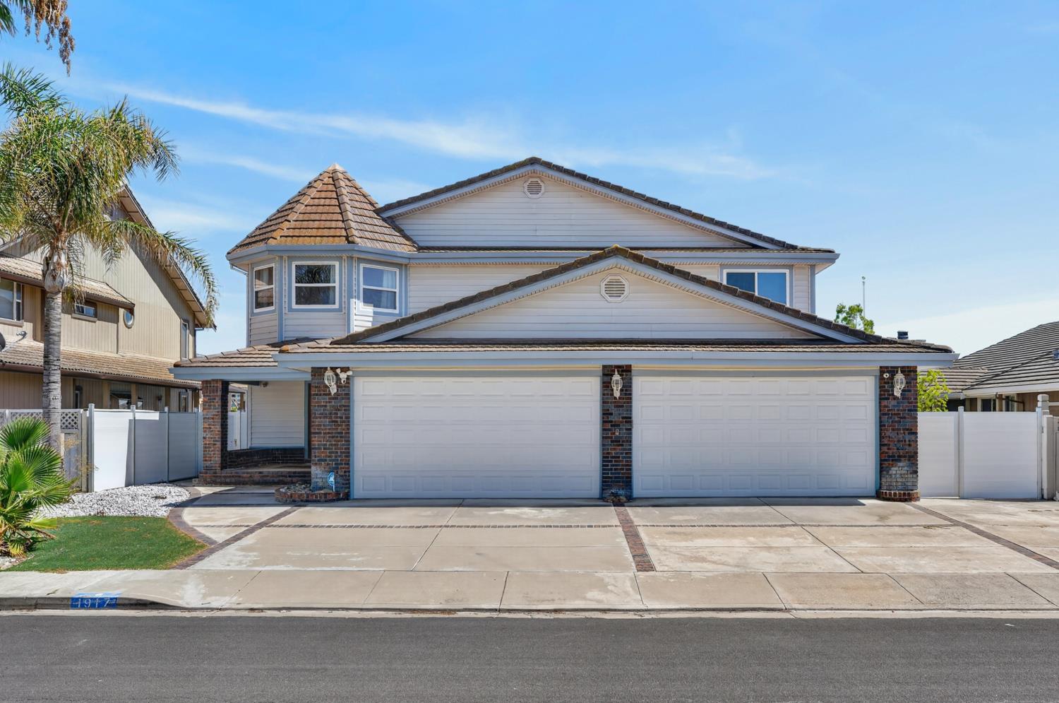 1917 Windward Point