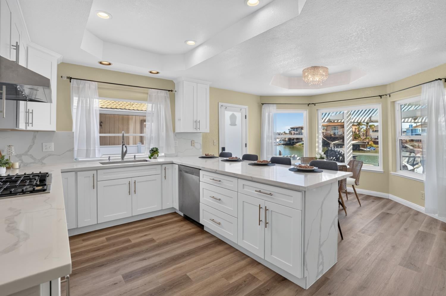 1917 Windward Point