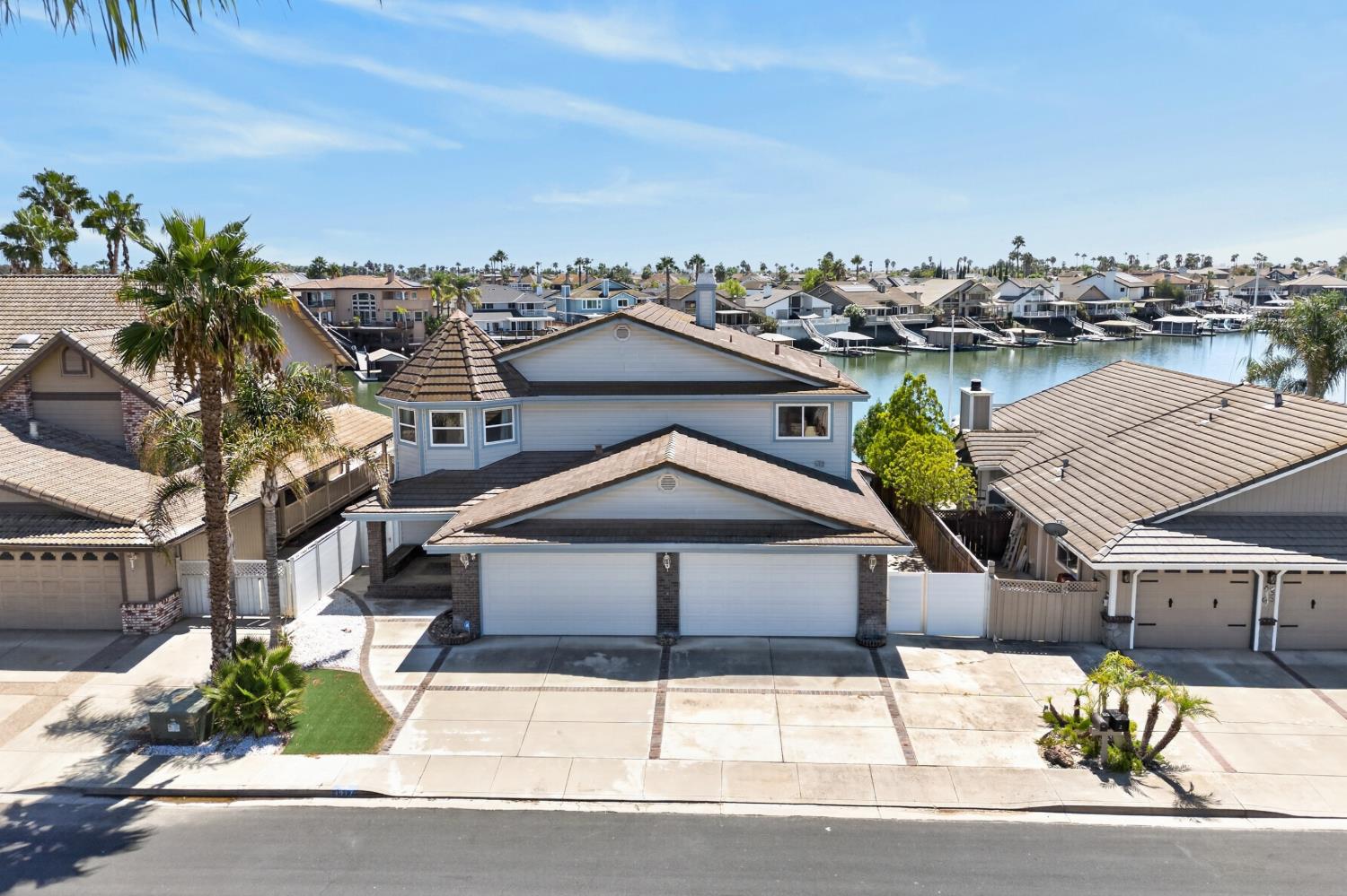 1917 Windward Point