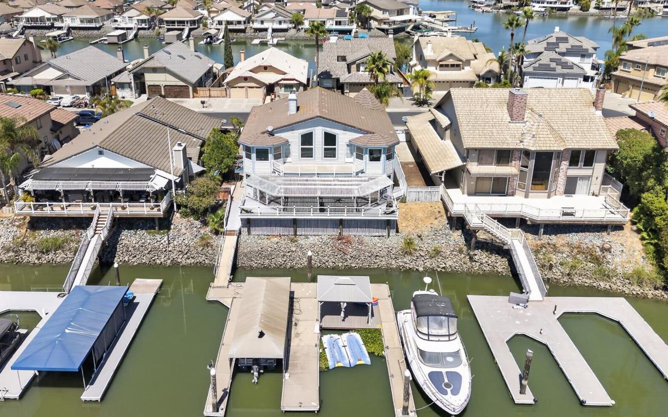 1917 Windward Point