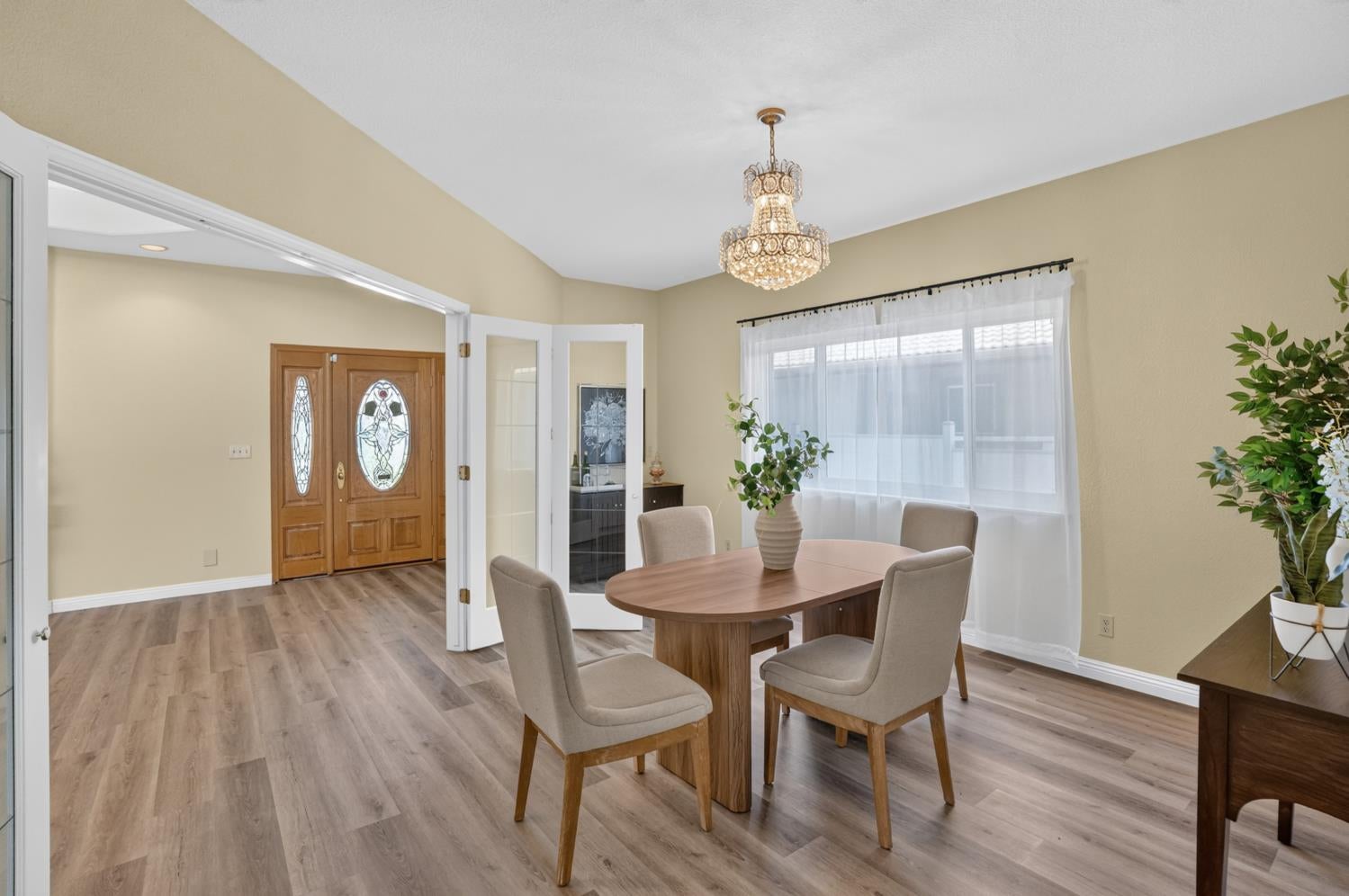 1917 Windward Point