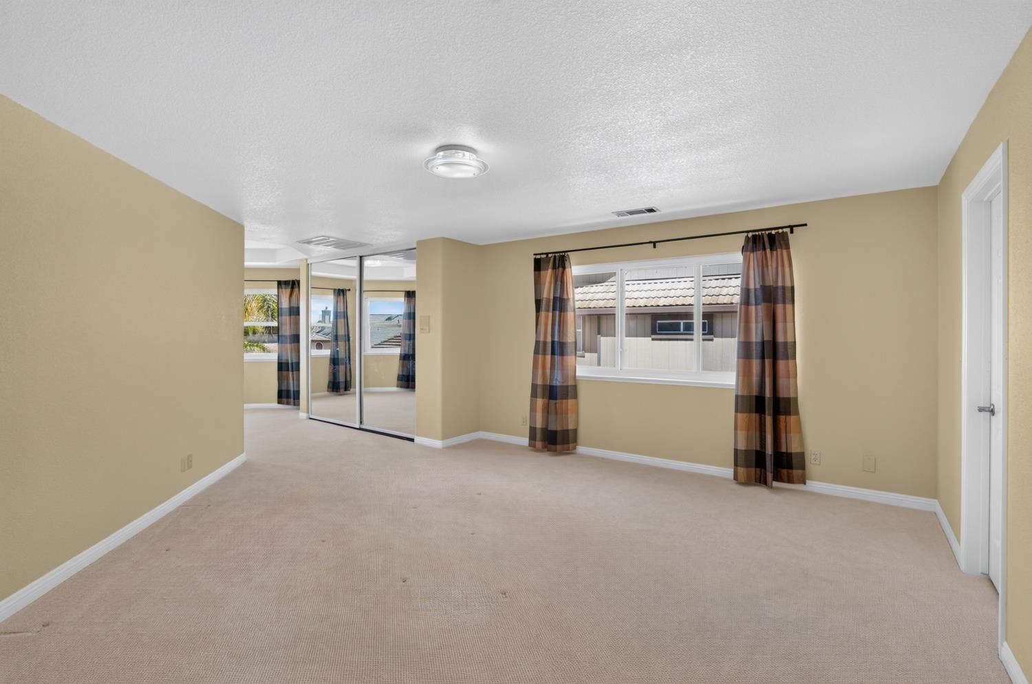 1917 Windward Point