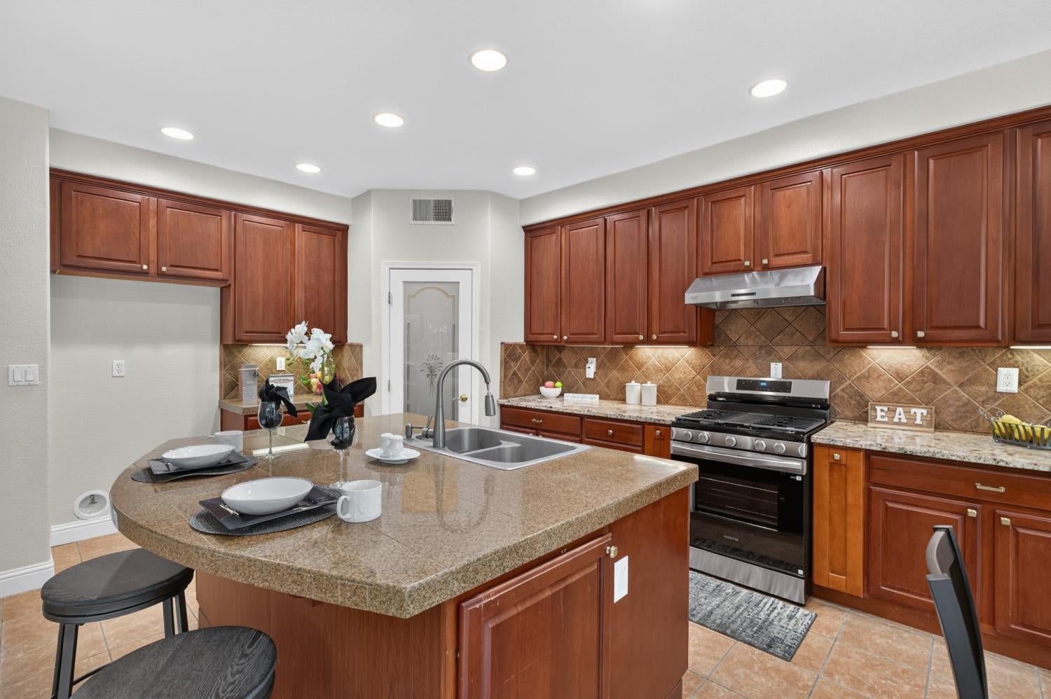 5716 Alder Bridge Court