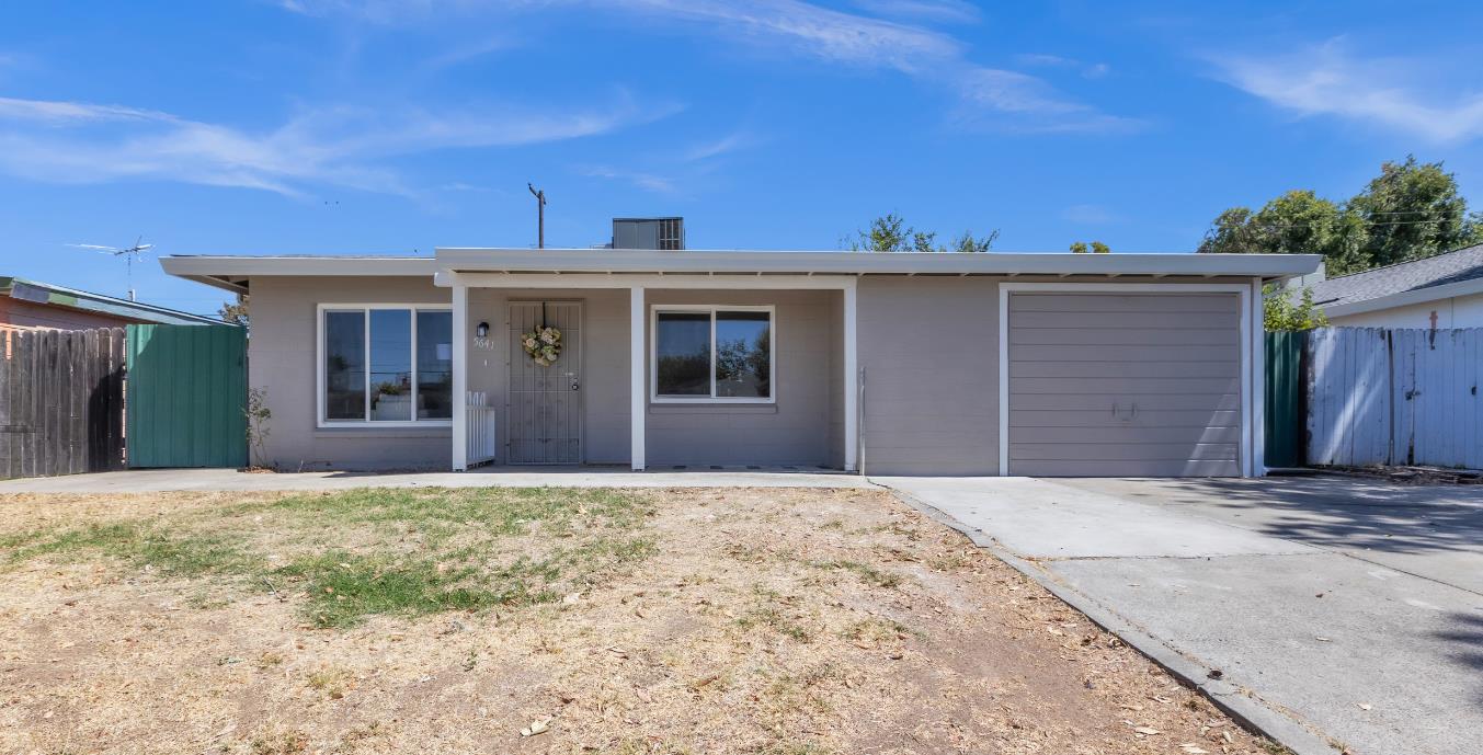 5641 James Way