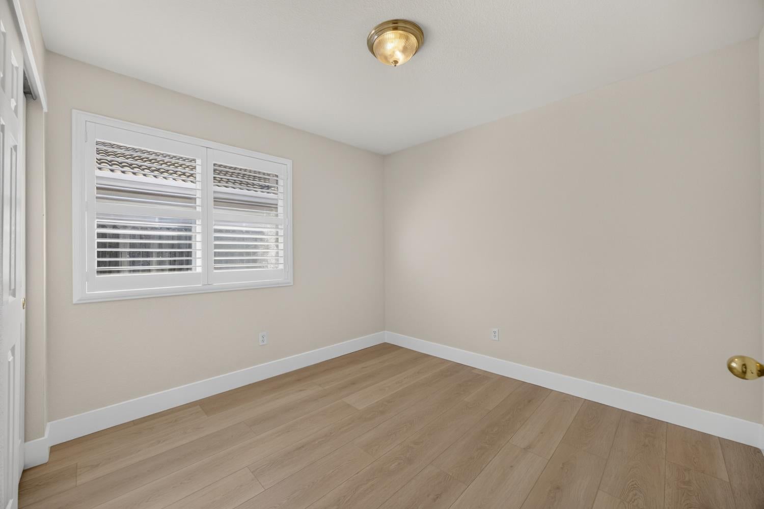 10083 Teddington Way