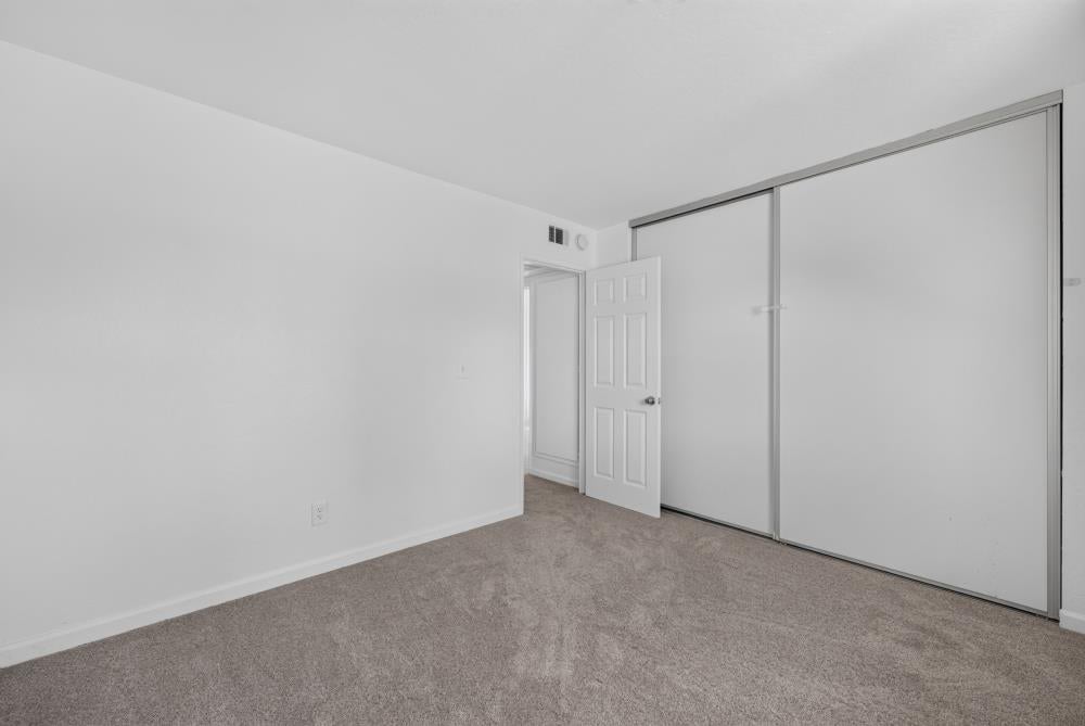 5024 Greenberry Drive