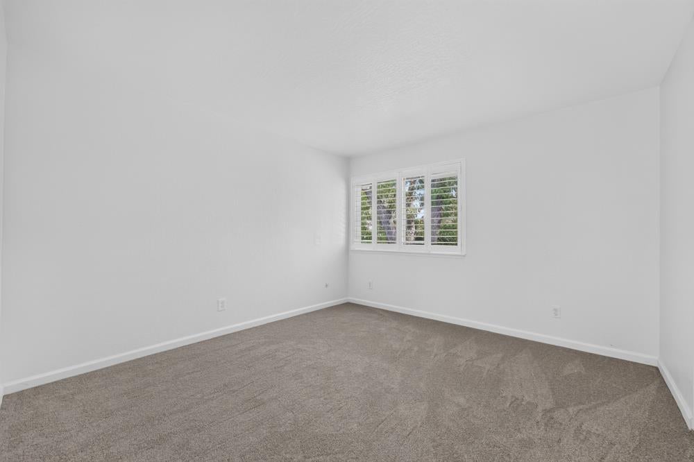 5024 Greenberry Drive