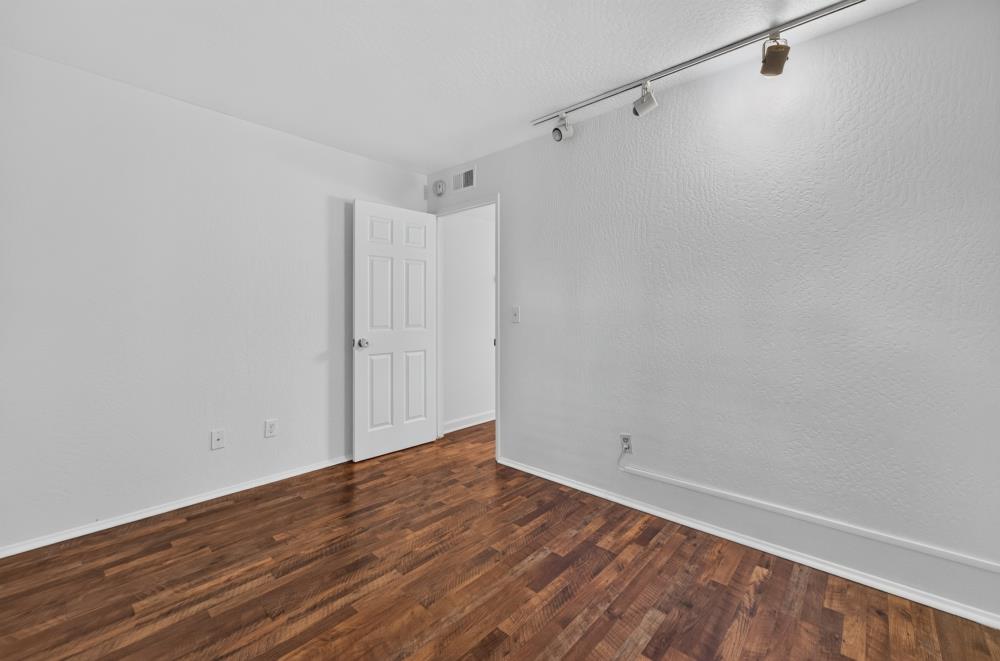 5024 Greenberry Drive