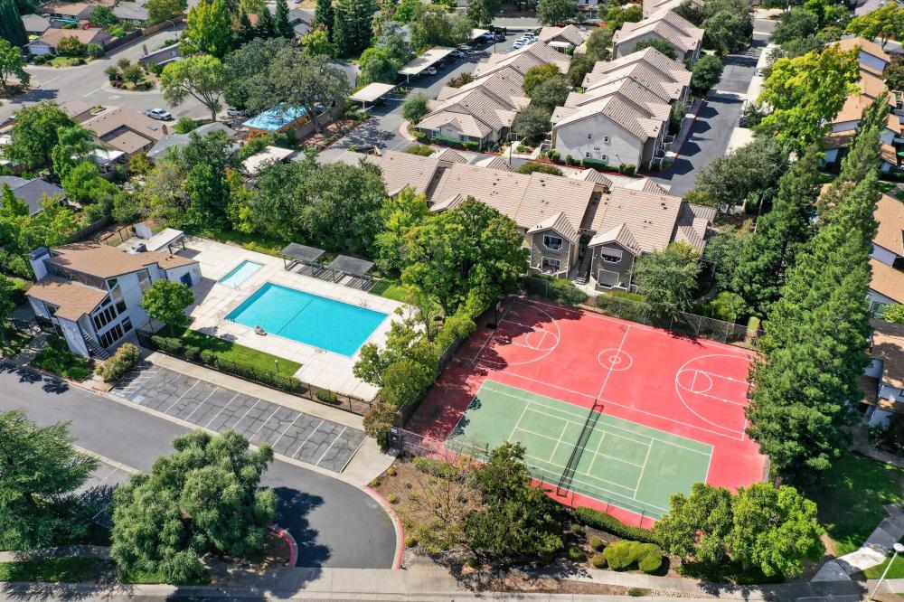 5024 Greenberry Drive