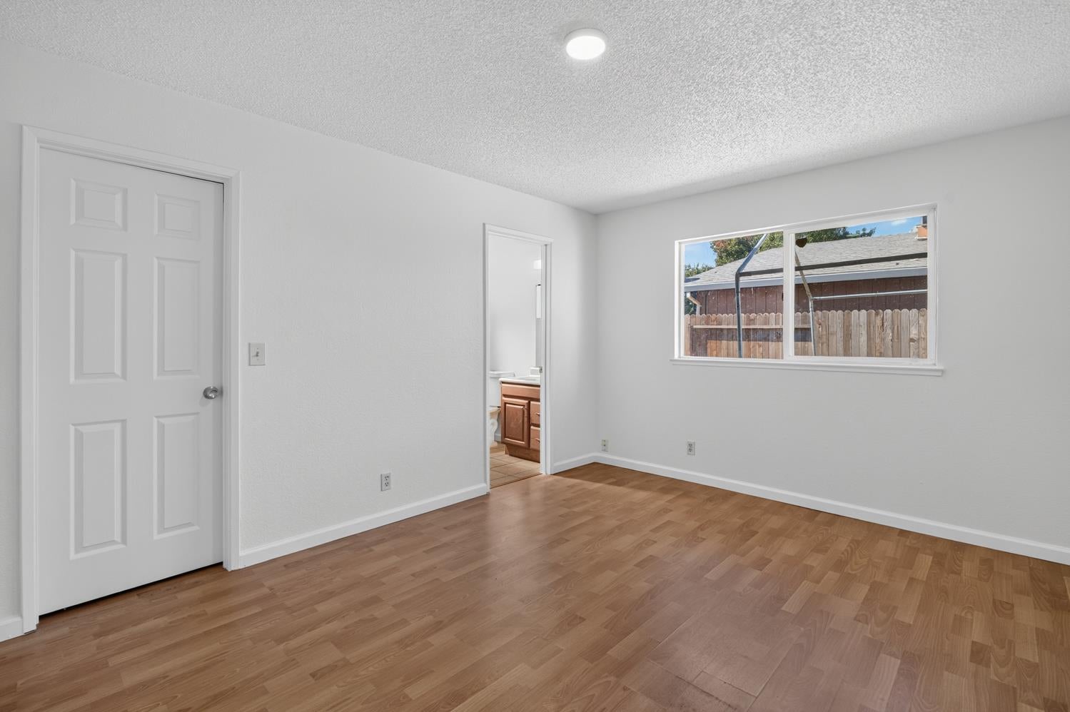7616 Birdie Court