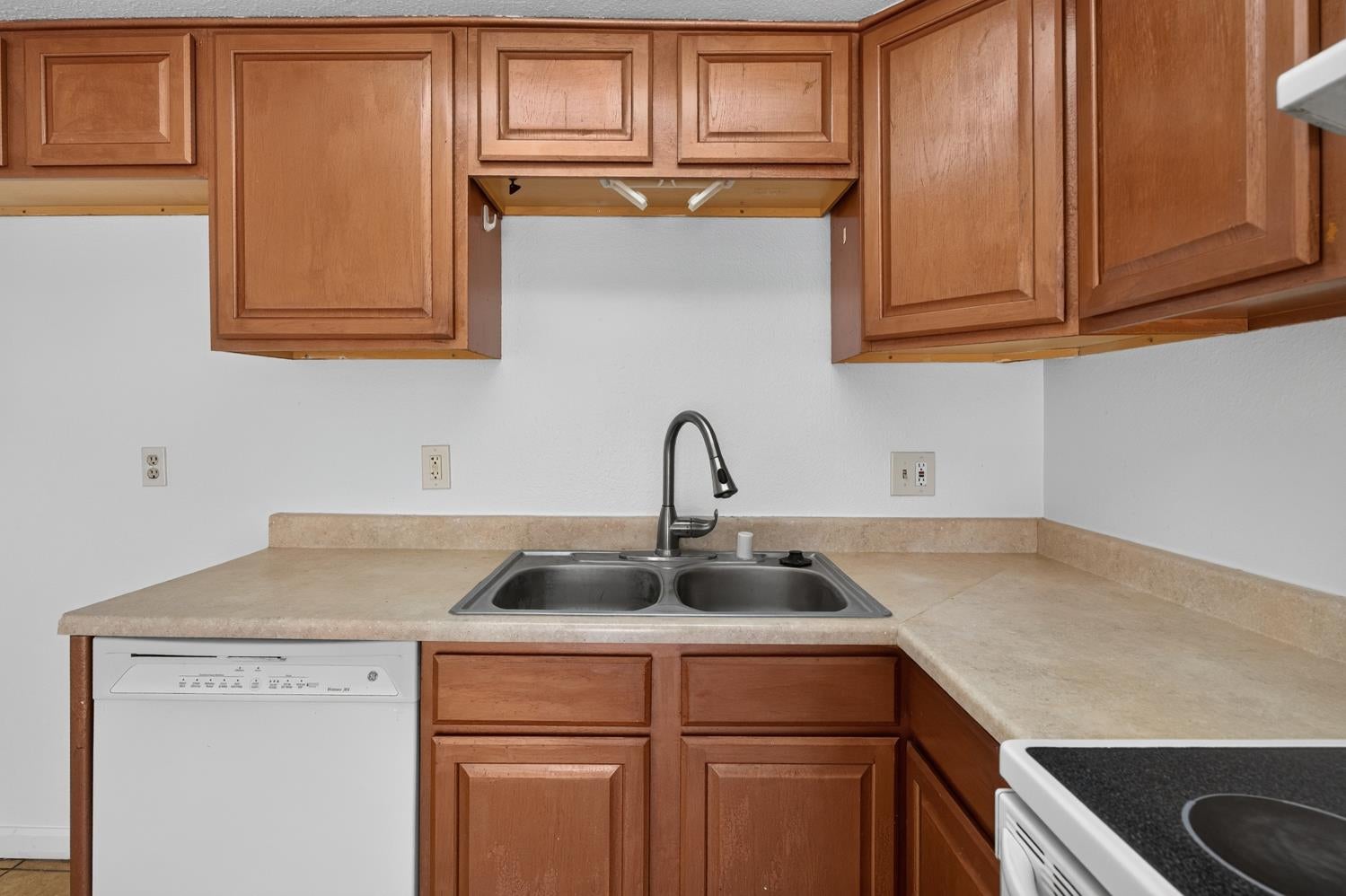 7616 Birdie Court