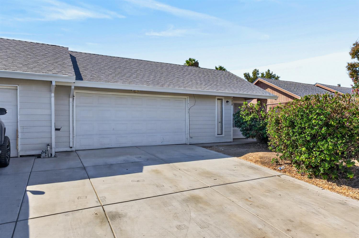 7616 Birdie Court