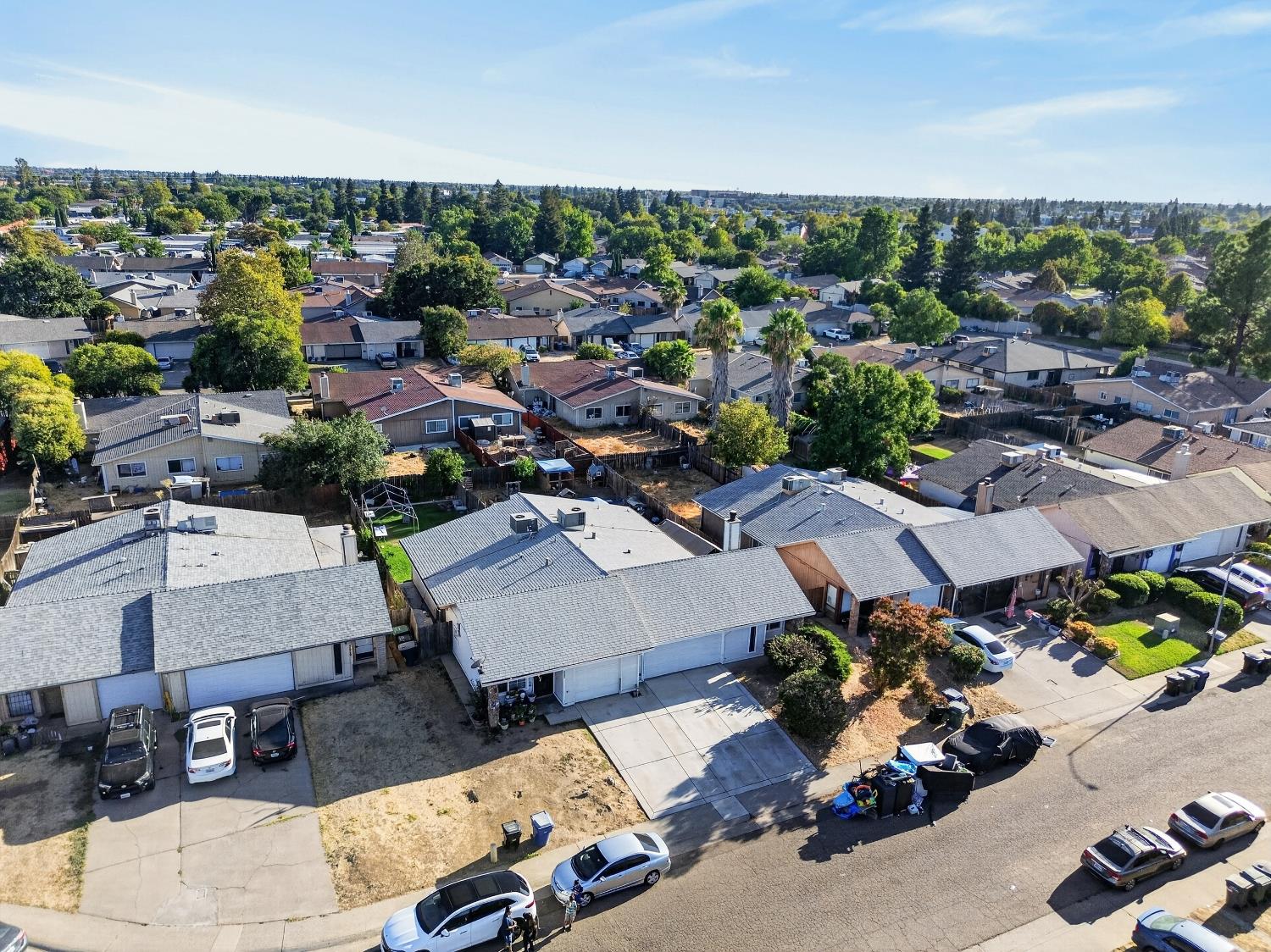 7616 Birdie Court