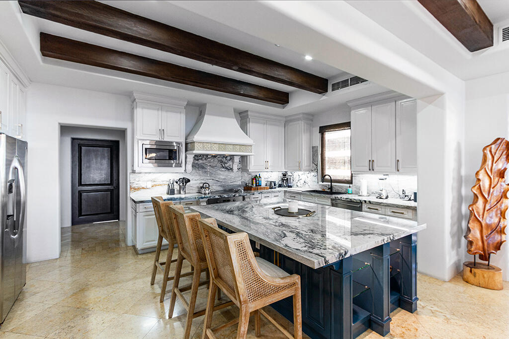 Residence, Hacienda Beachclub