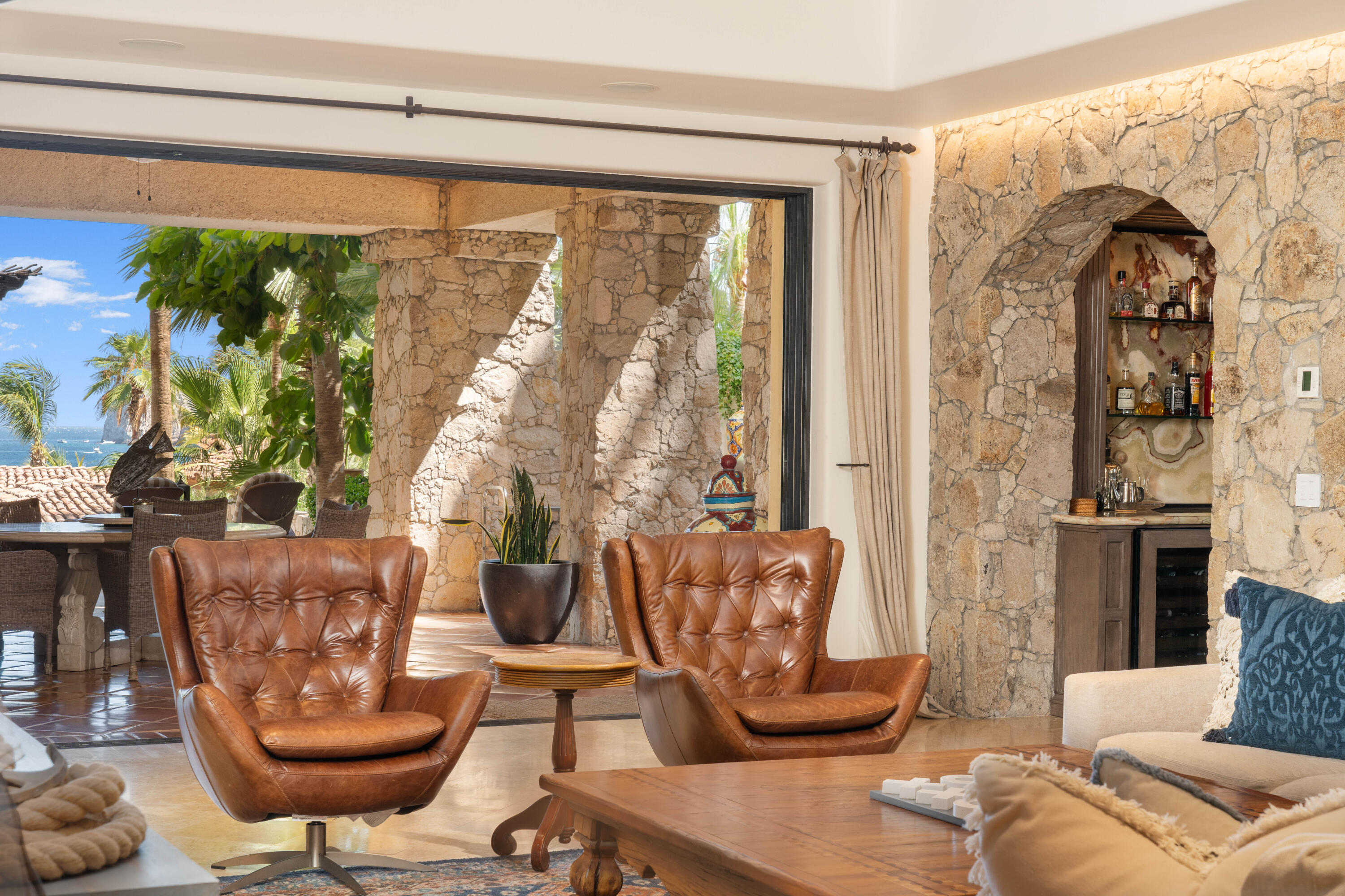 Veranda, Hacienda Beach Club