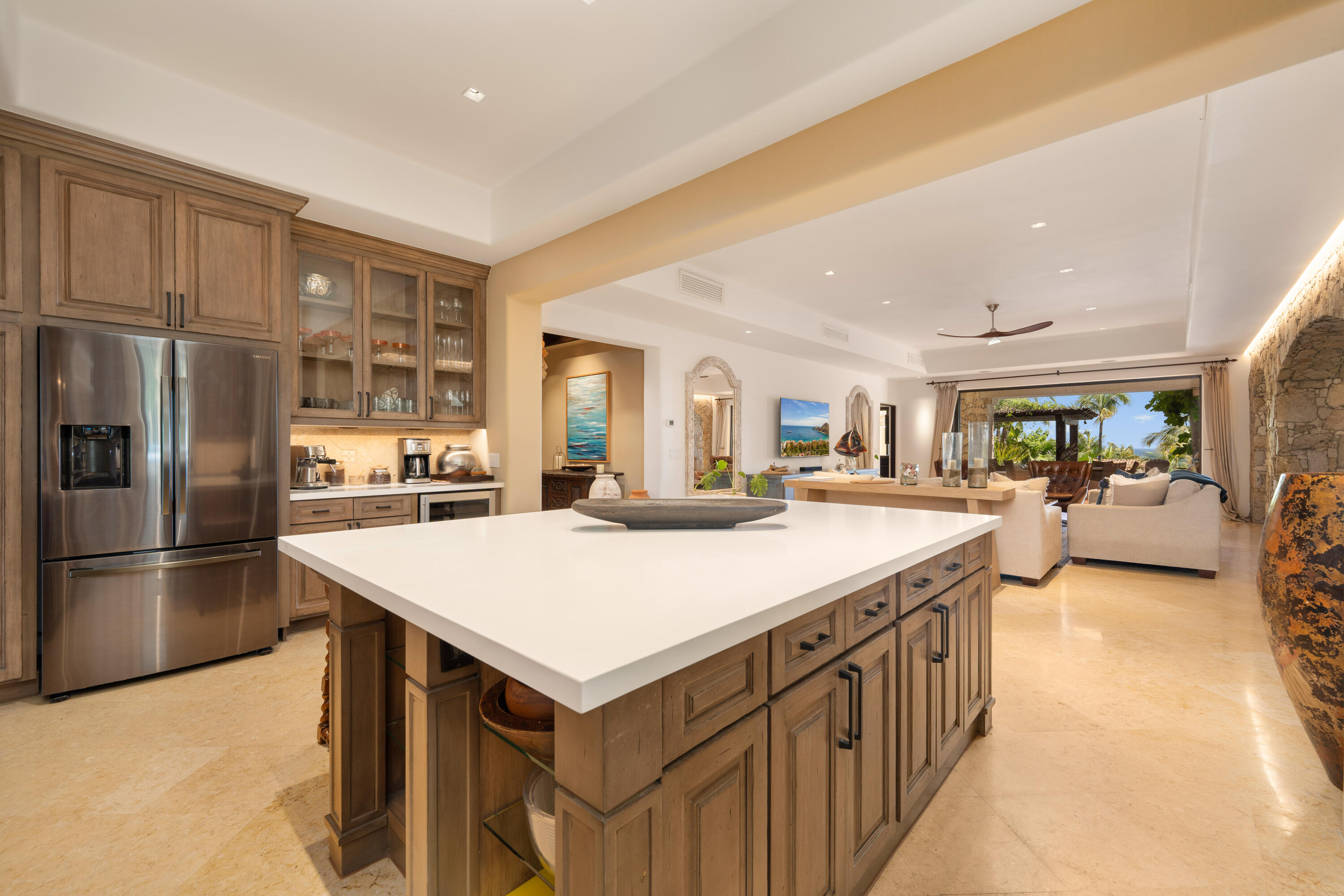 Veranda, Hacienda Beach Club