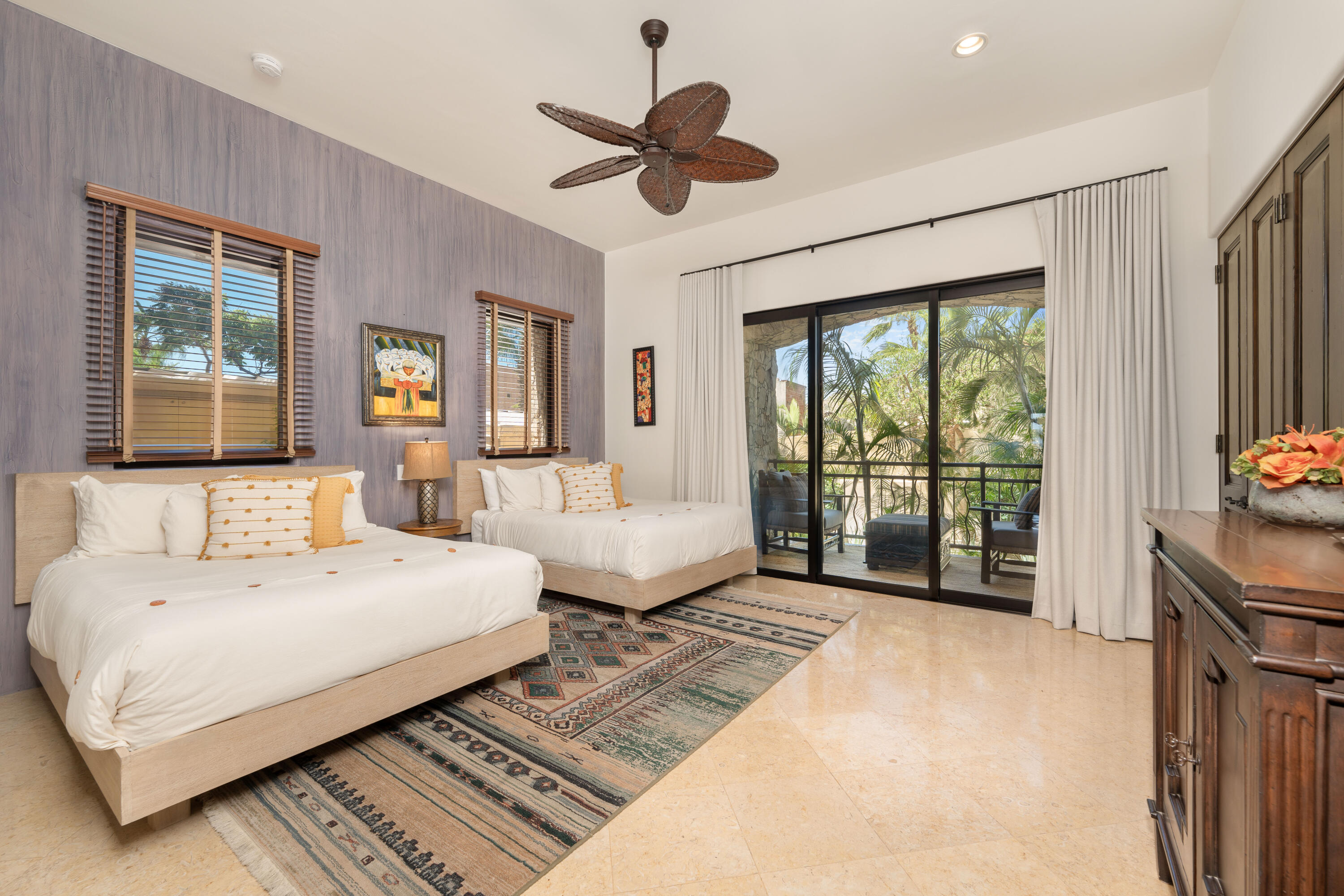 Veranda, Hacienda Beach Club