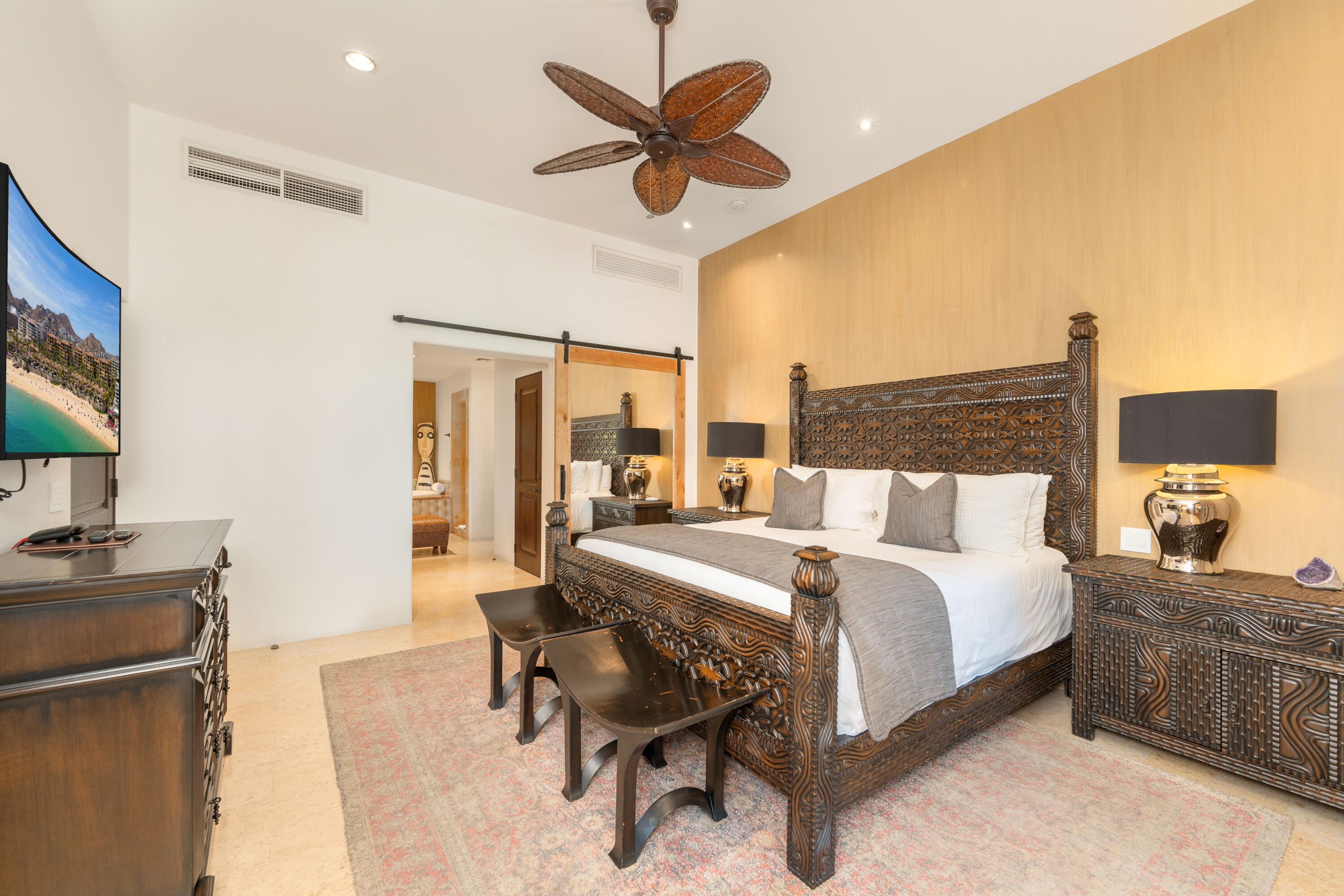 Veranda, Hacienda Beach Club