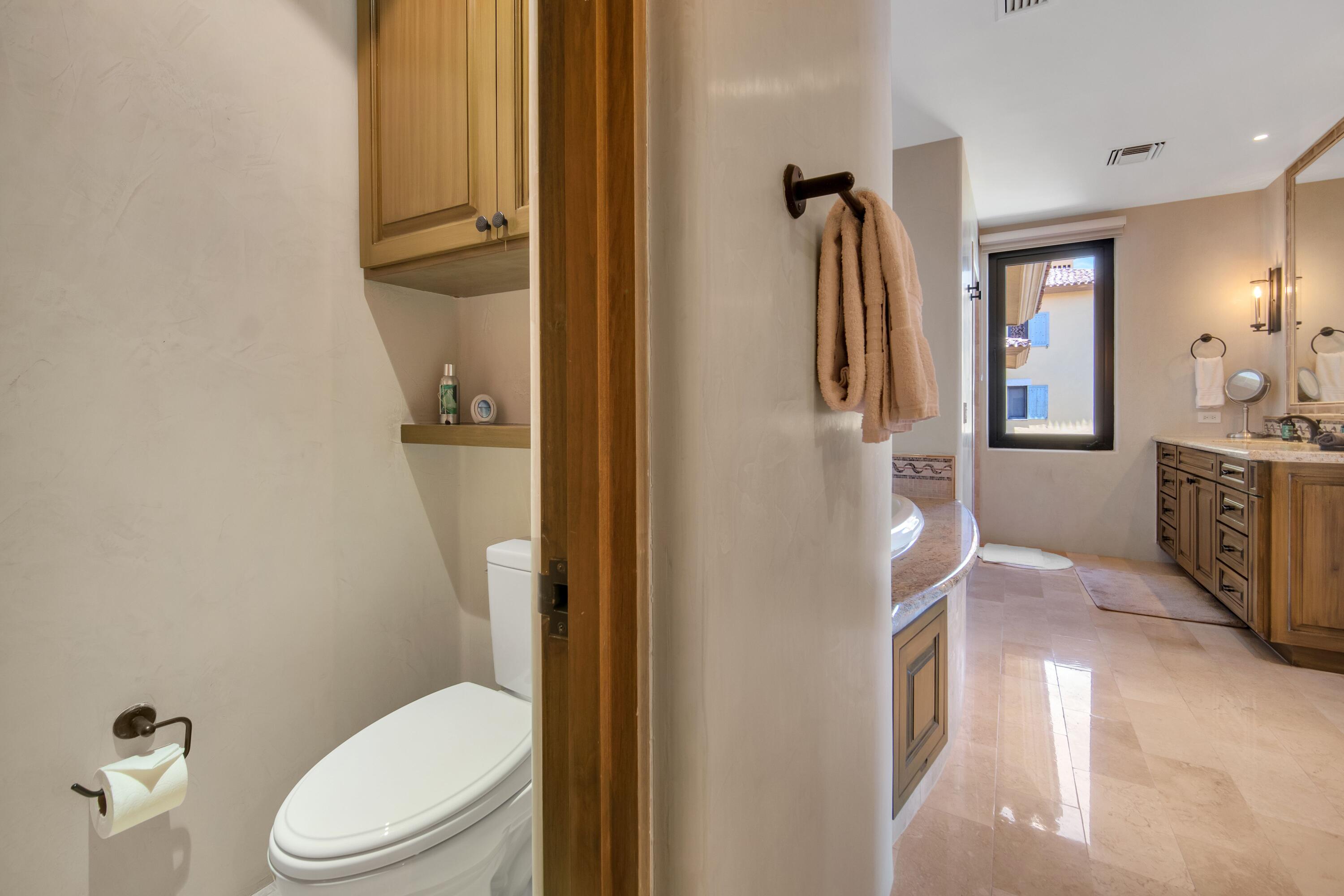 JR. PENTHOUSE, HACIENDA OWNER FINANCING