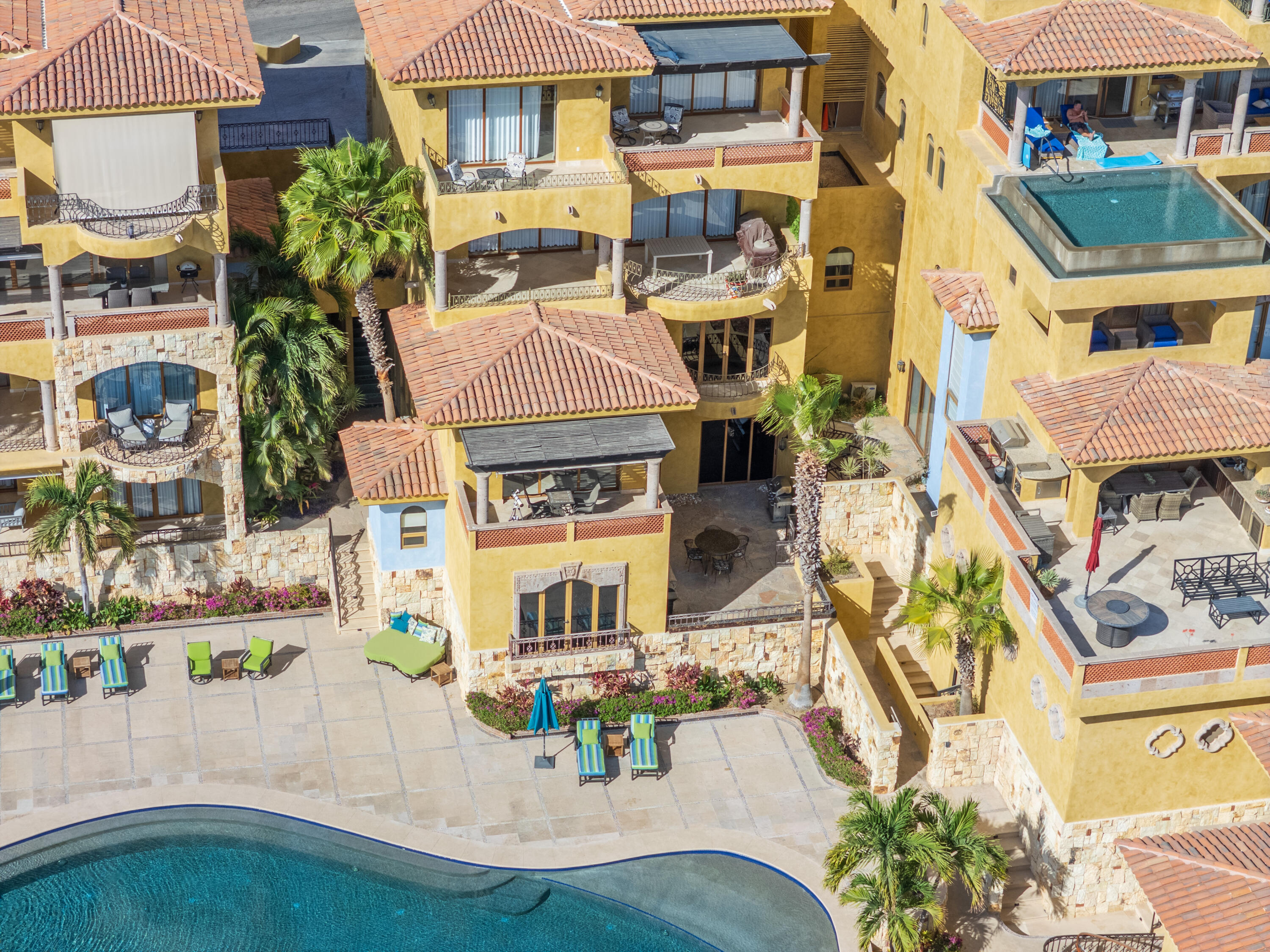 El Cielito Condo, Palma Real Privada al Paraiso