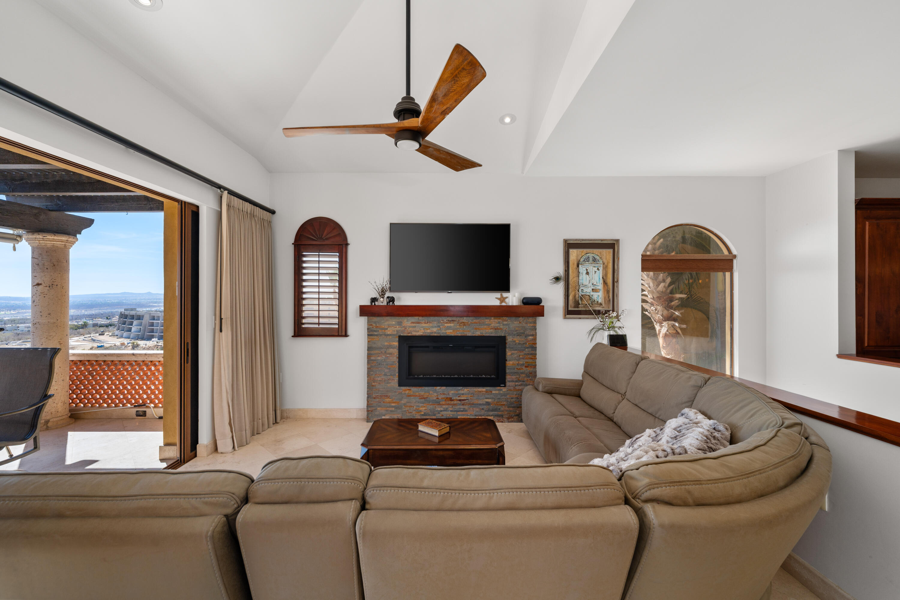 El Cielito Condo, Palma Real Privada al Paraiso