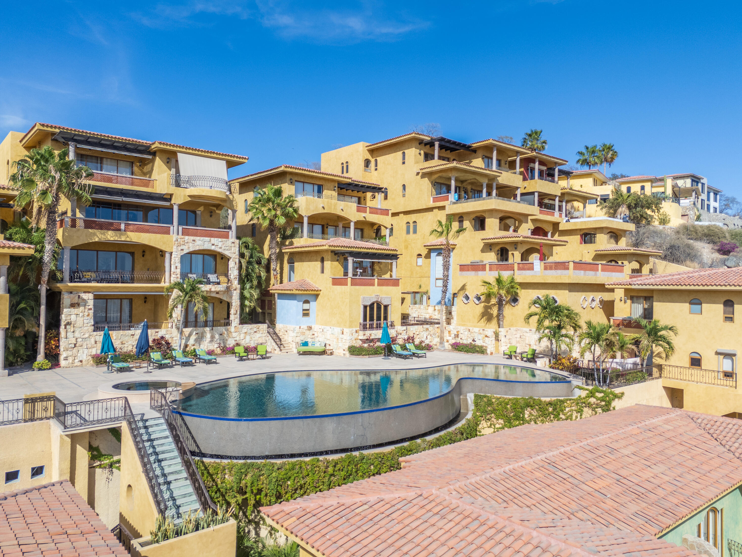 El Cielito Condo, Palma Real Privada al Paraiso