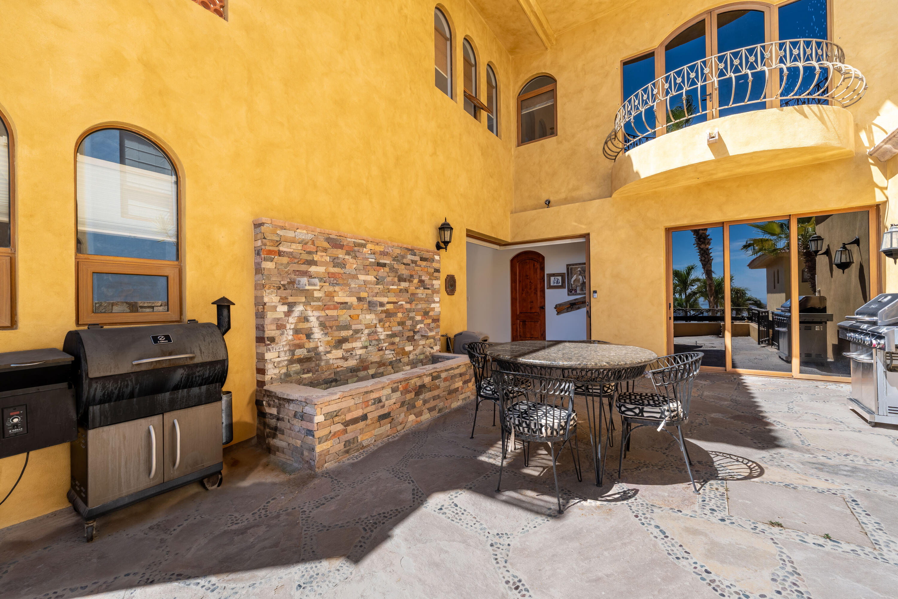 El Cielito Condo, Palma Real Privada al Paraiso