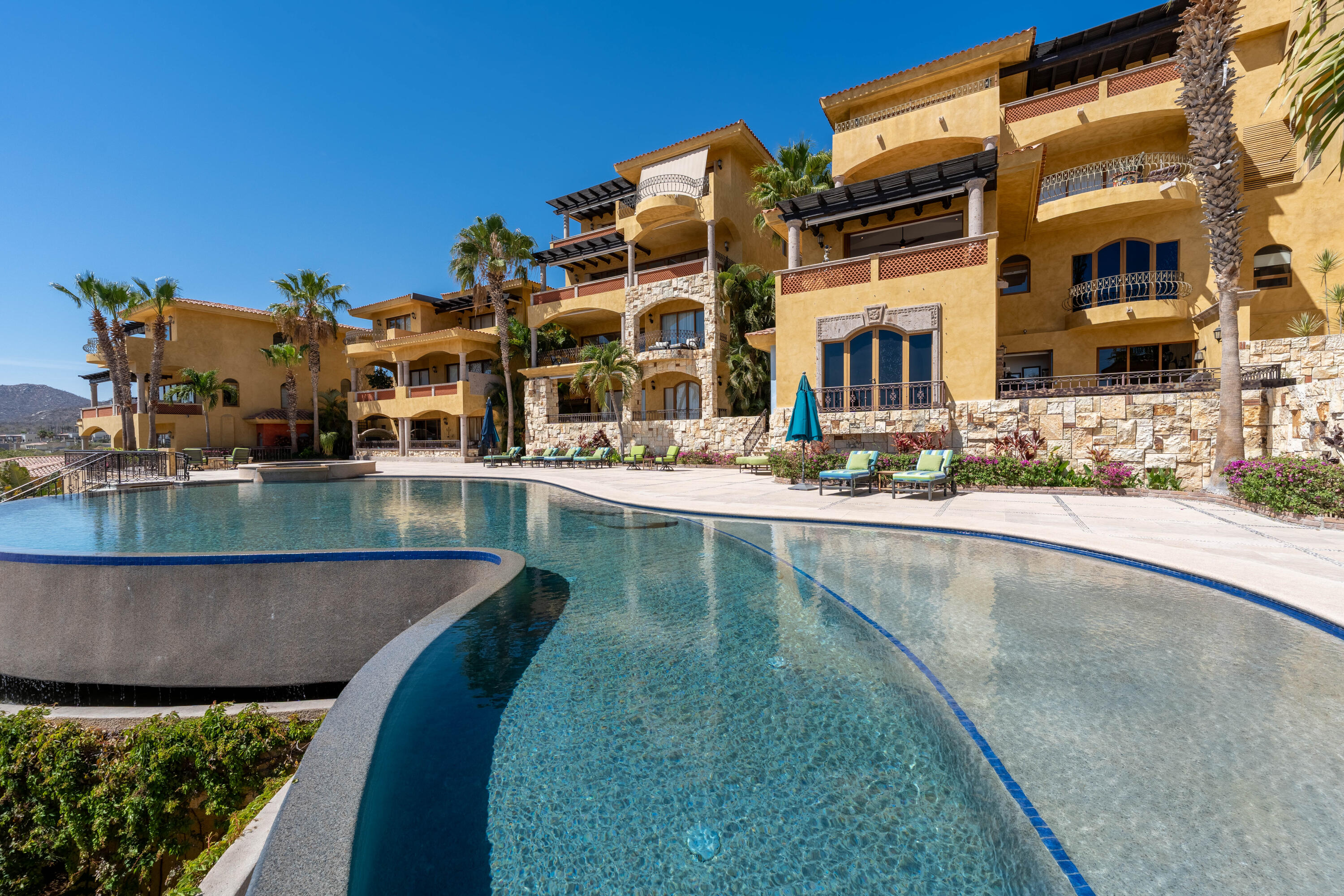 El Cielito Condo, Palma Real Privada al Paraiso