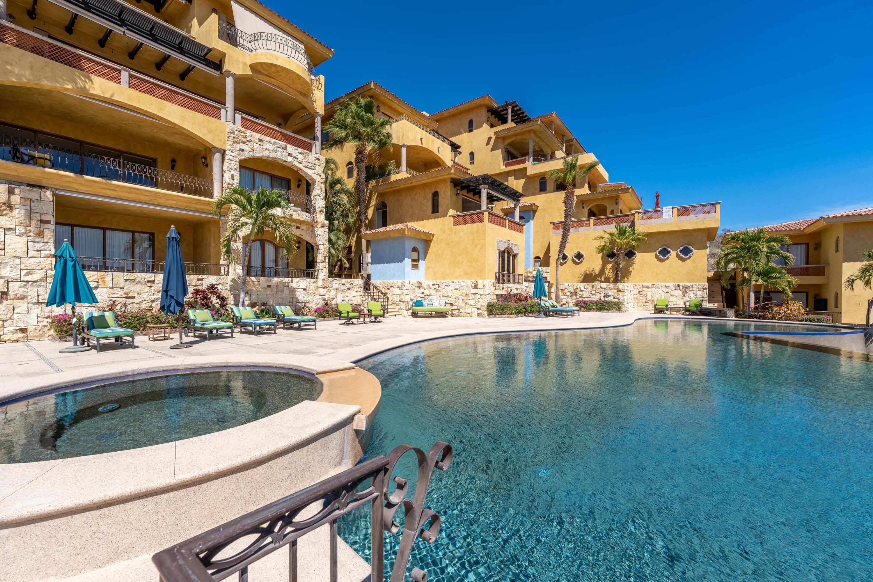 El Cielito Condo, Palma Real Privada al Paraiso