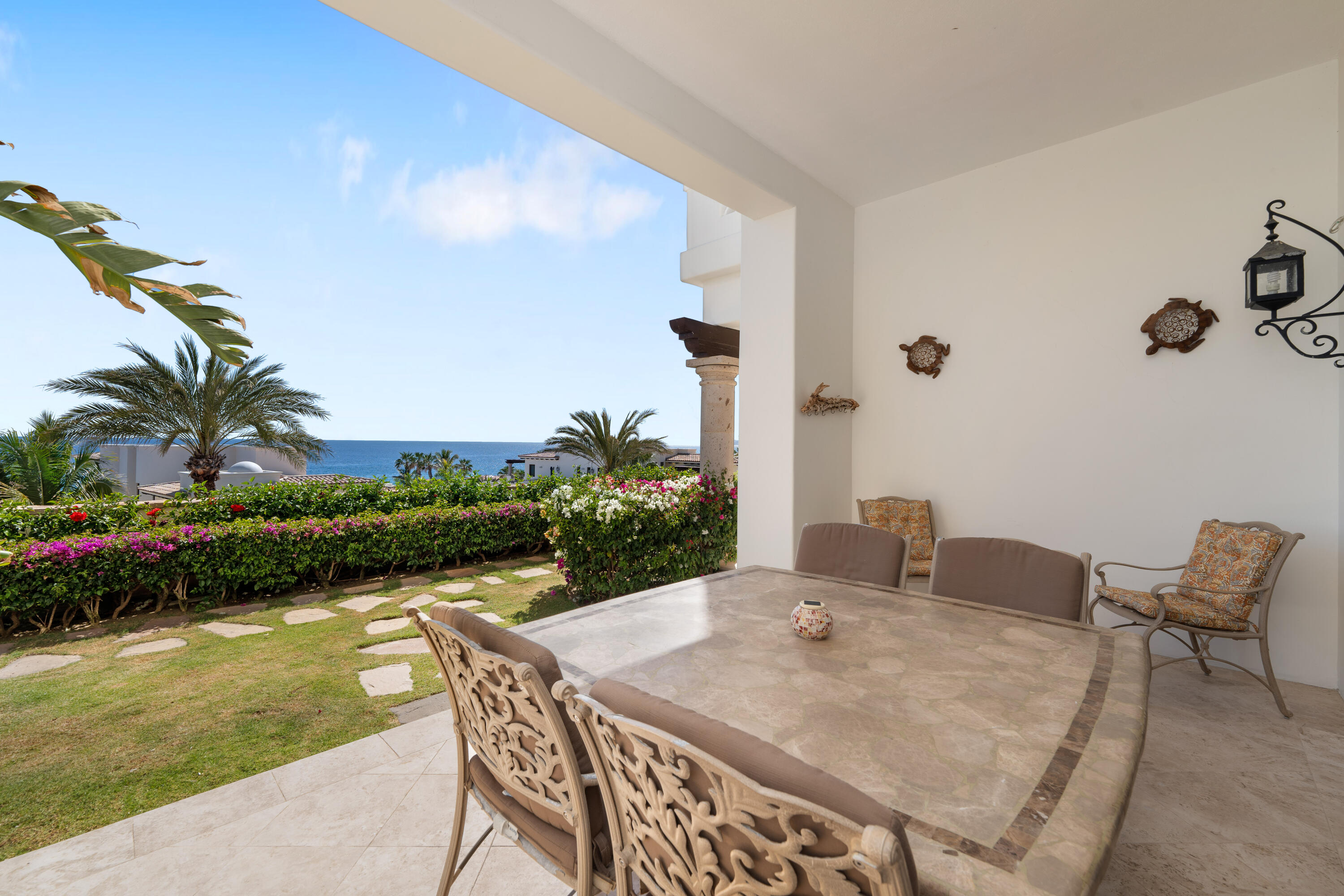 CONDO, EL ENCANTO, SELLER FIN. GARAGE