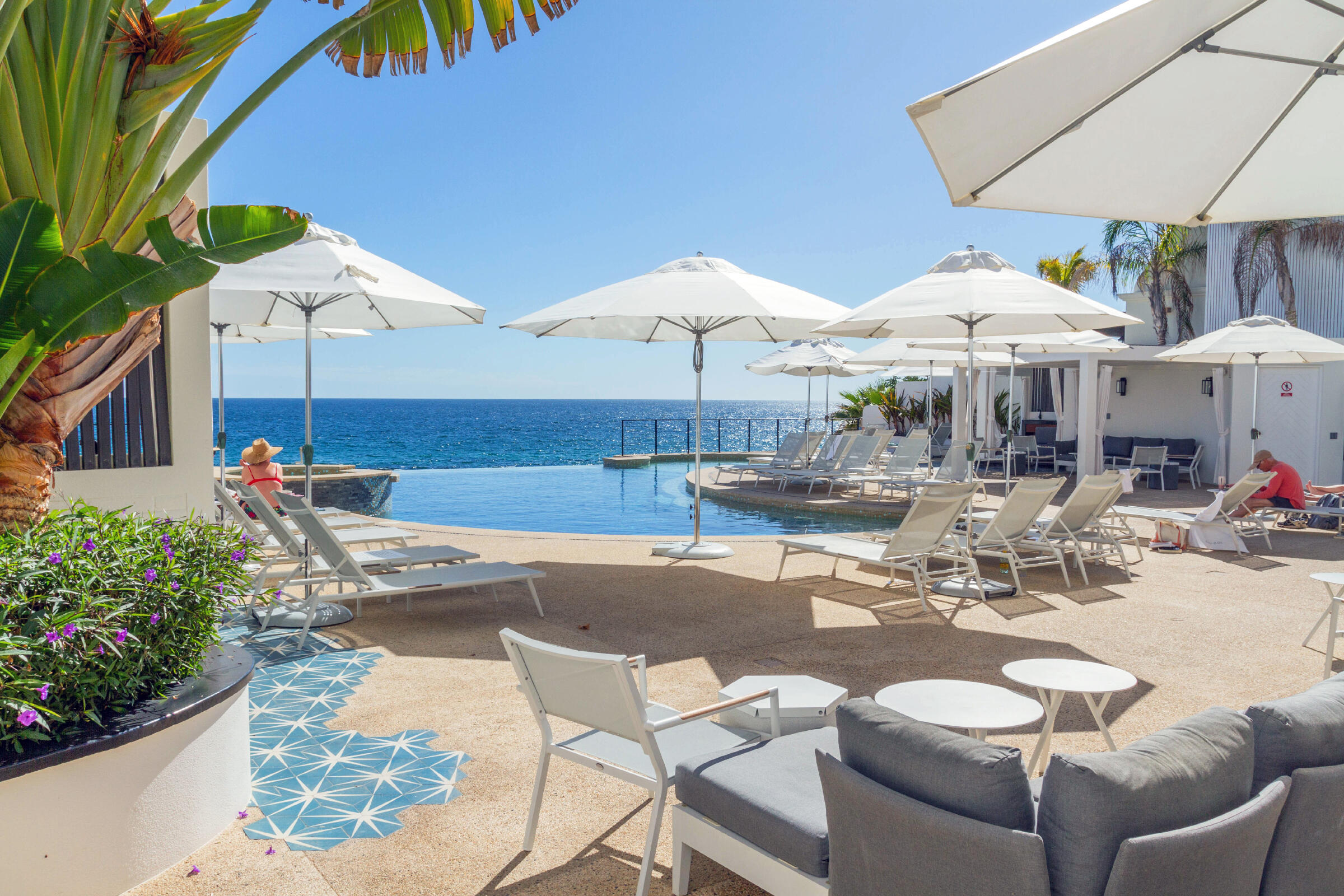 CONDO, EL ENCANTO, SELLER FIN. GARAGE