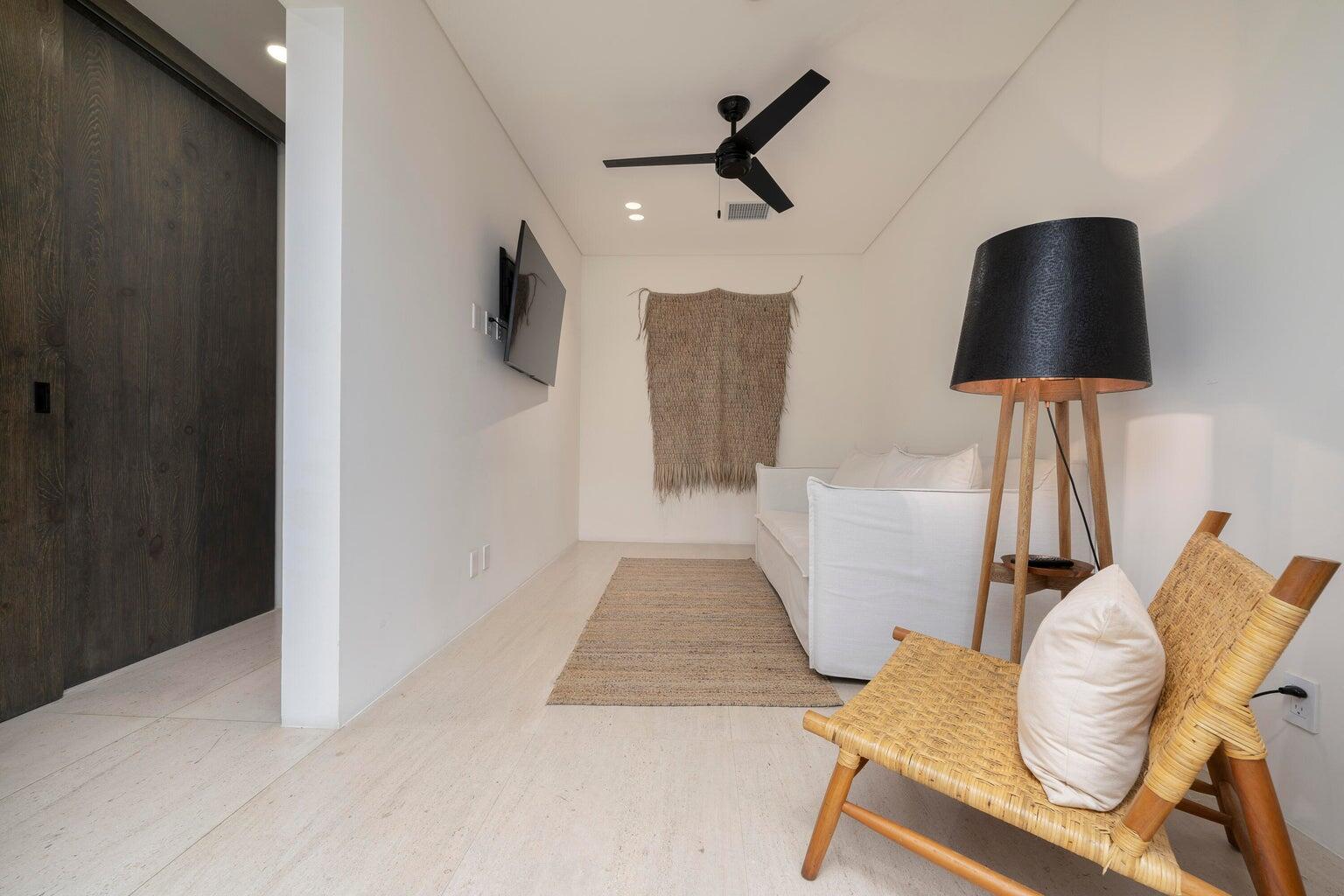 Homes, 2 BD PLUS DEN Hacienda