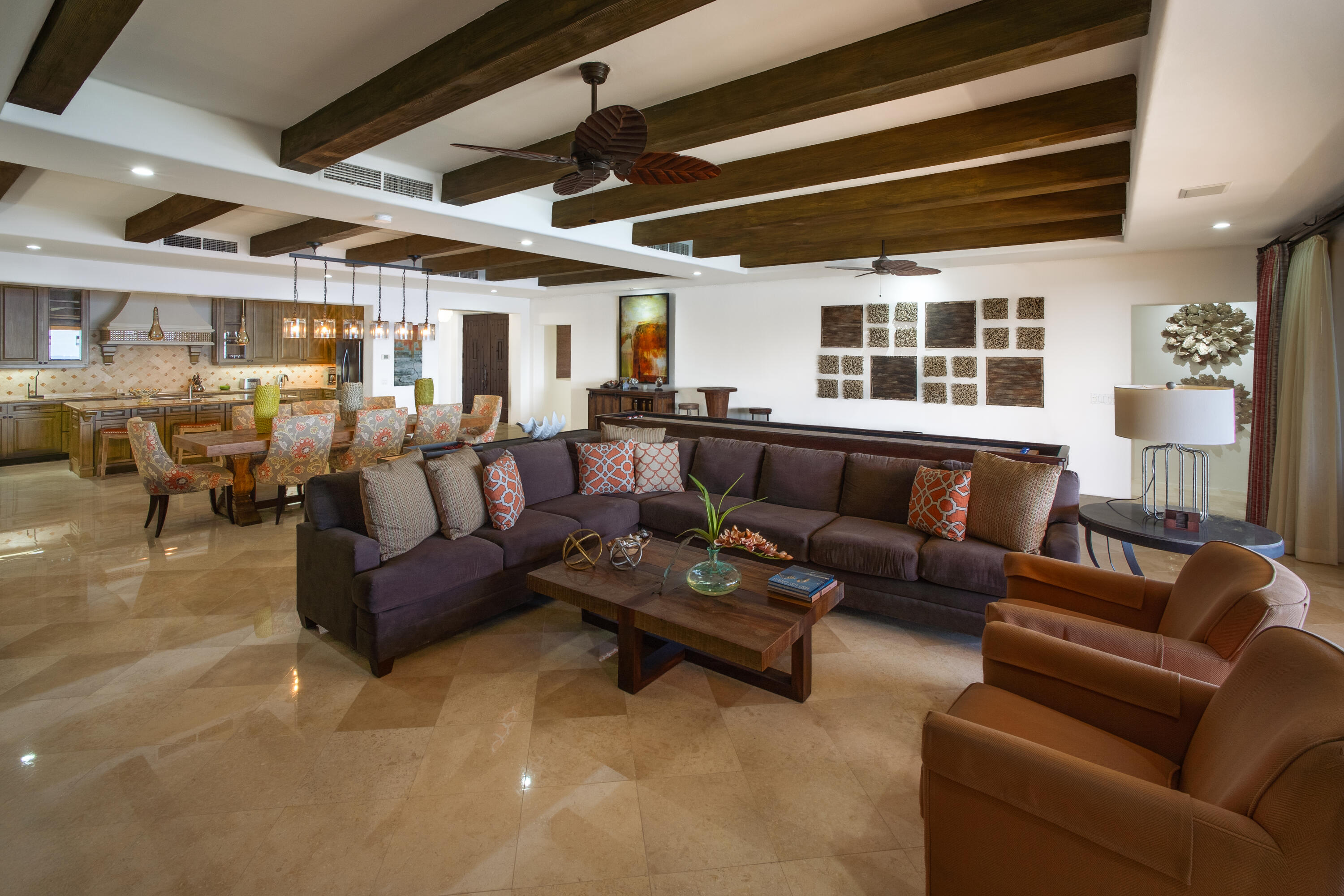 JR. PENTHOUSE, Hacienda Beach Club