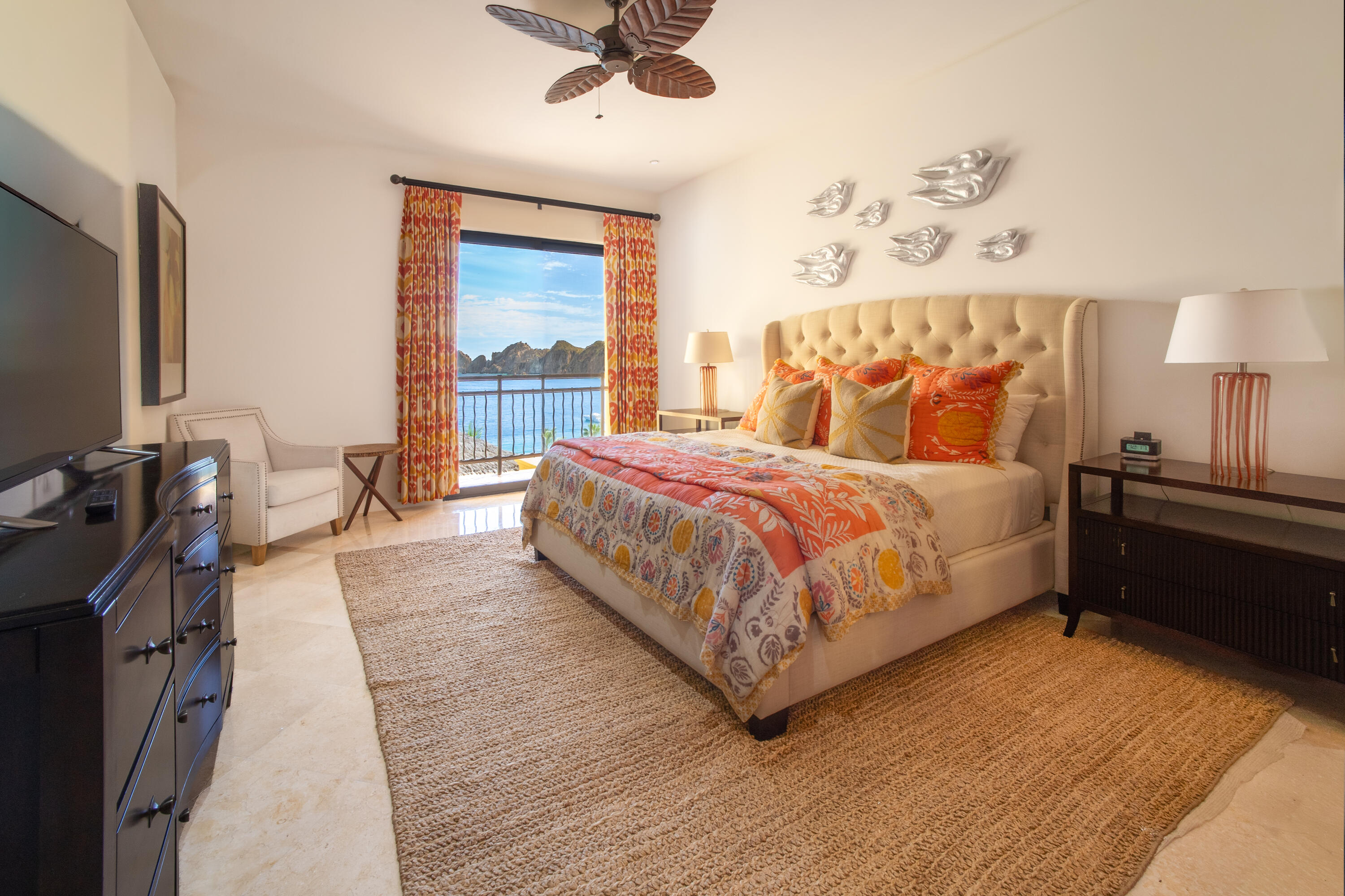 JR. PENTHOUSE, Hacienda Beach Club