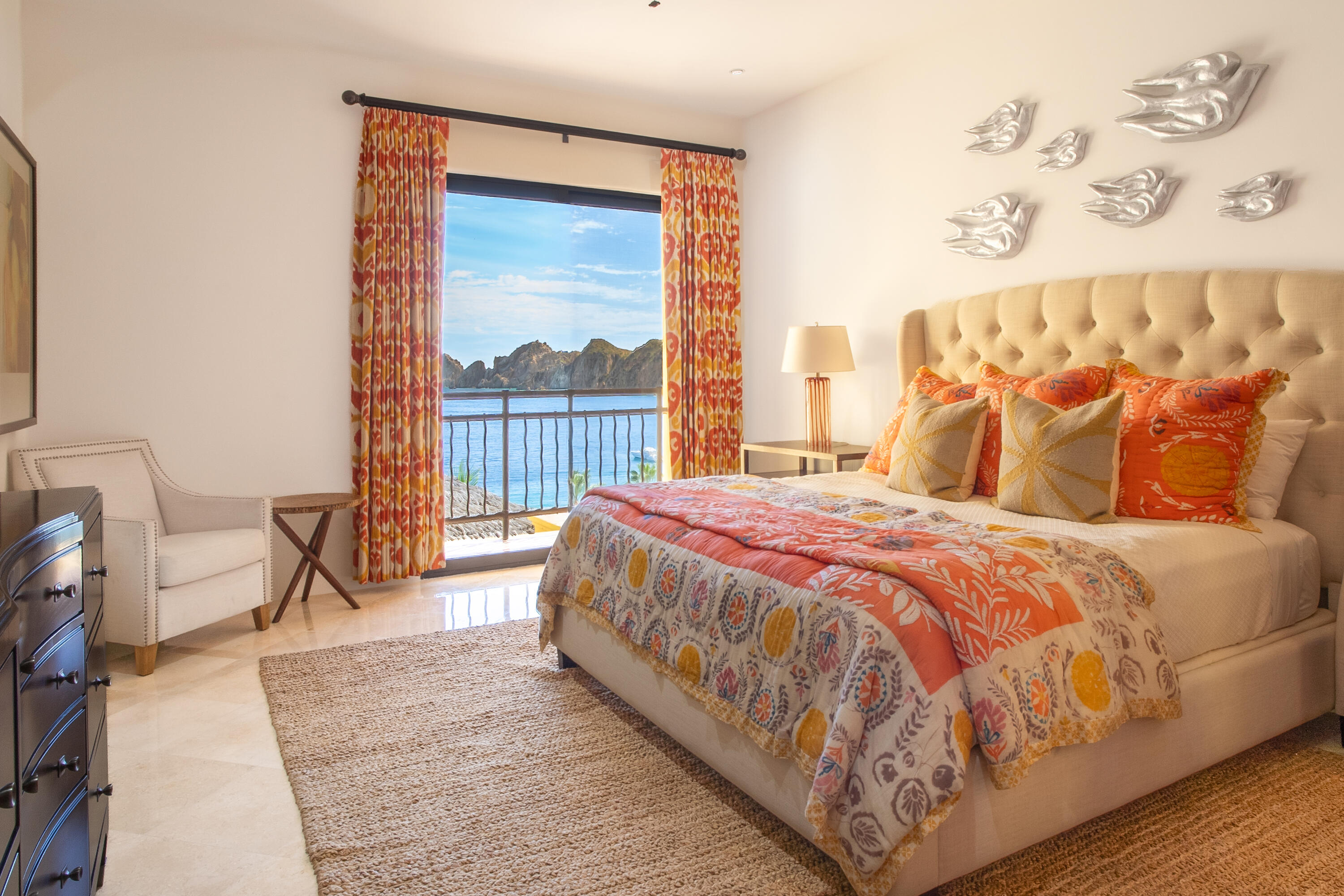 JR. PENTHOUSE, Hacienda Beach Club