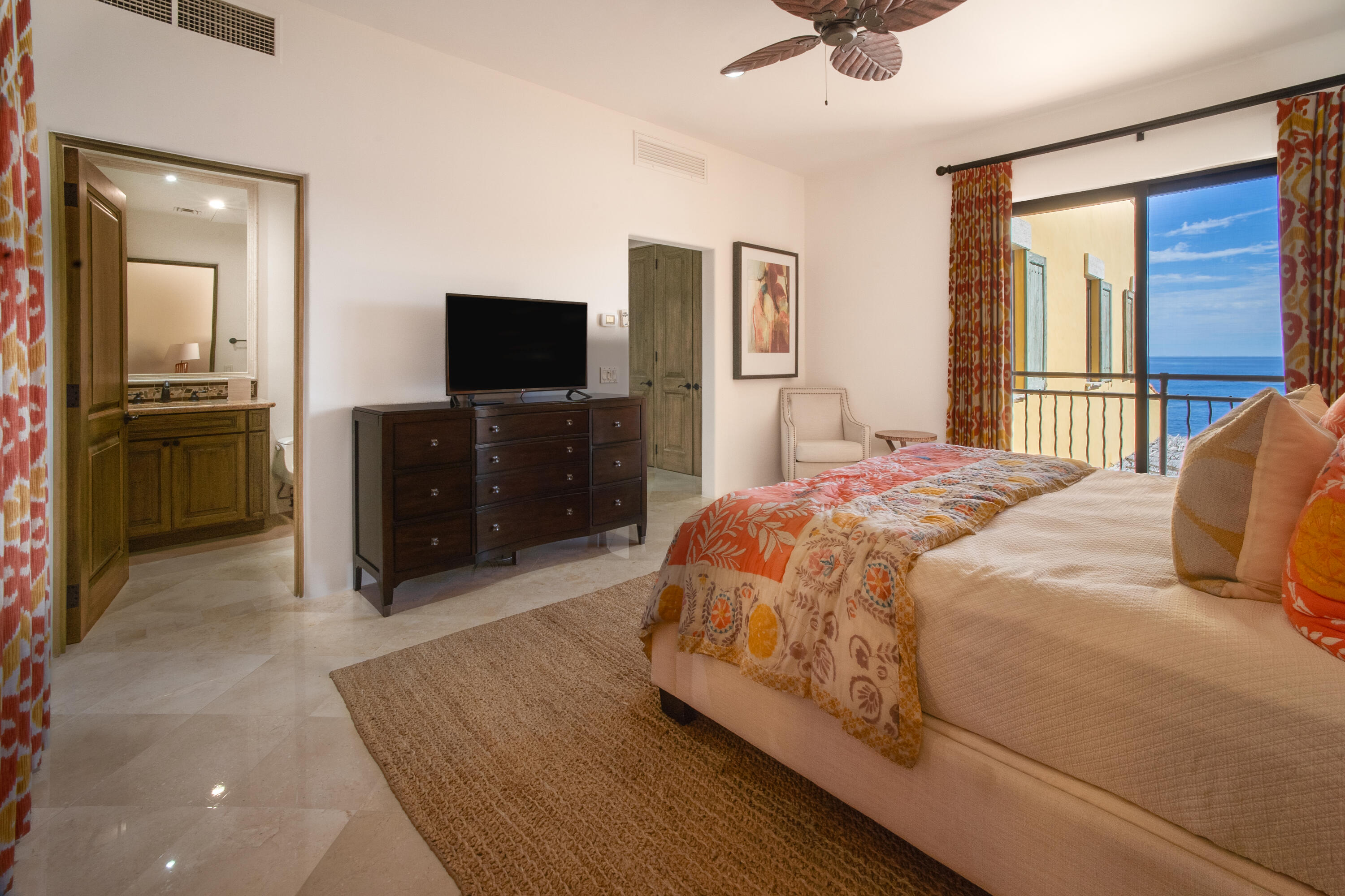 JR. PENTHOUSE, Hacienda Beach Club