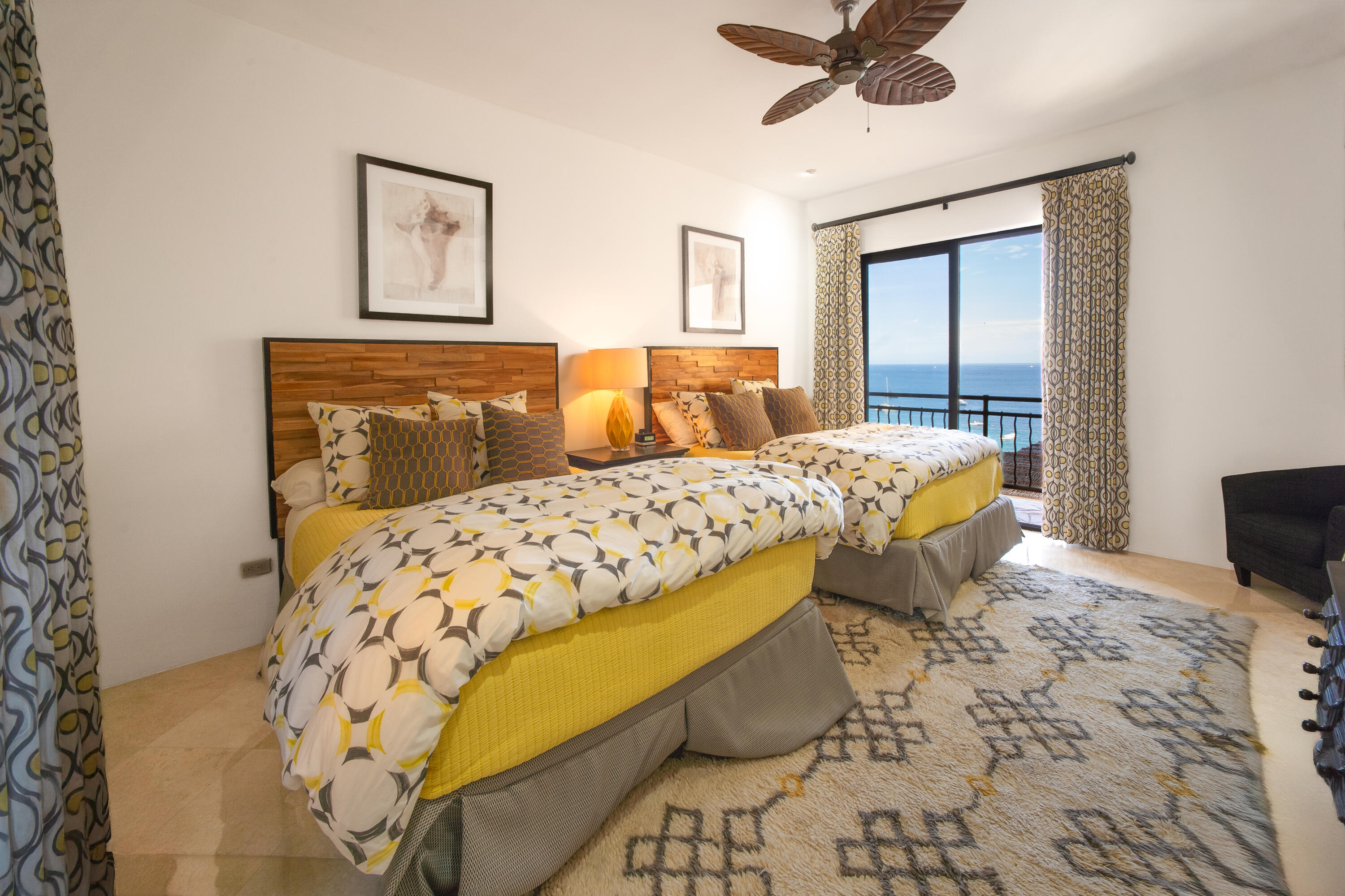 JR. PENTHOUSE, Hacienda Beach Club