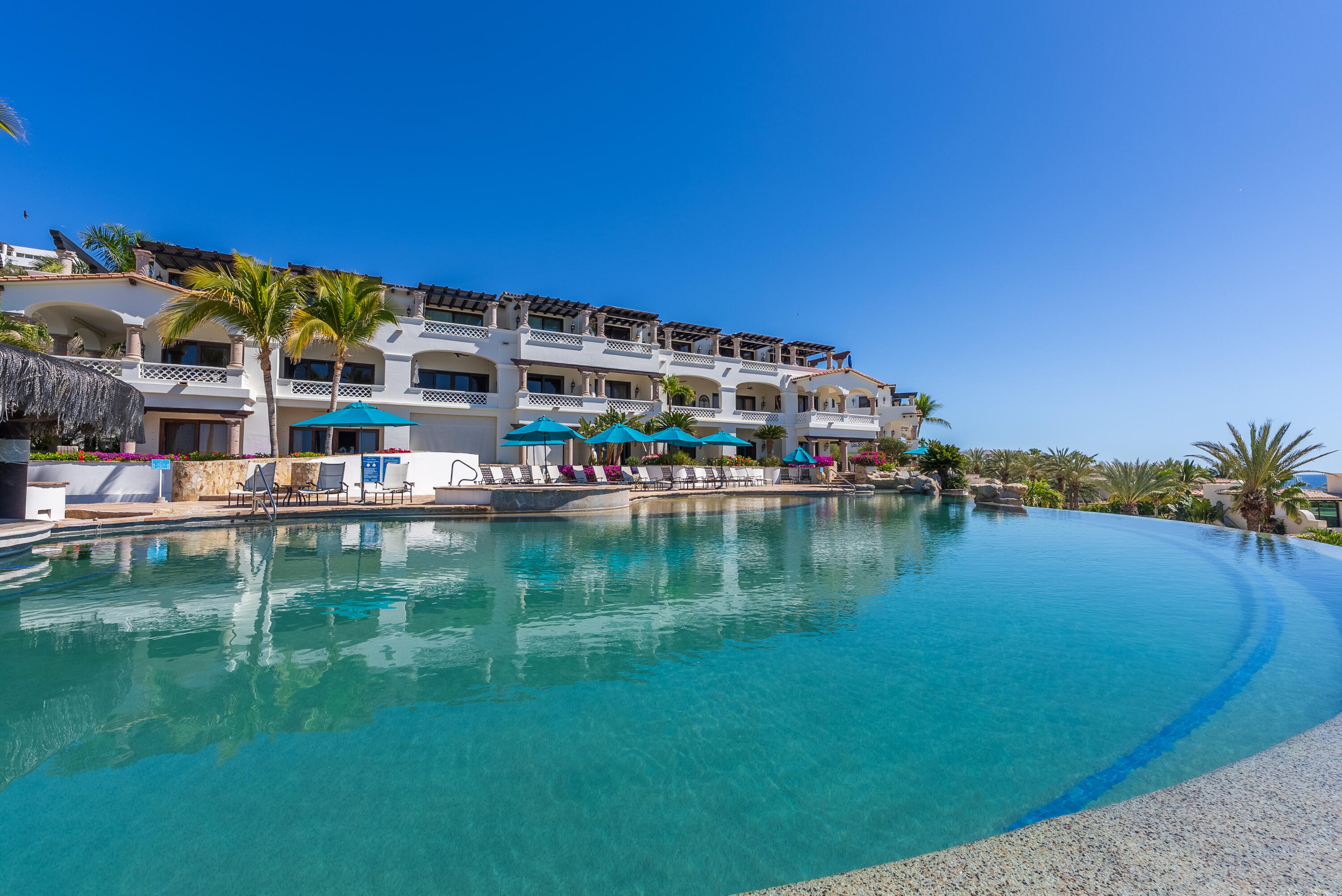 PH, El Encanto De La Laguna