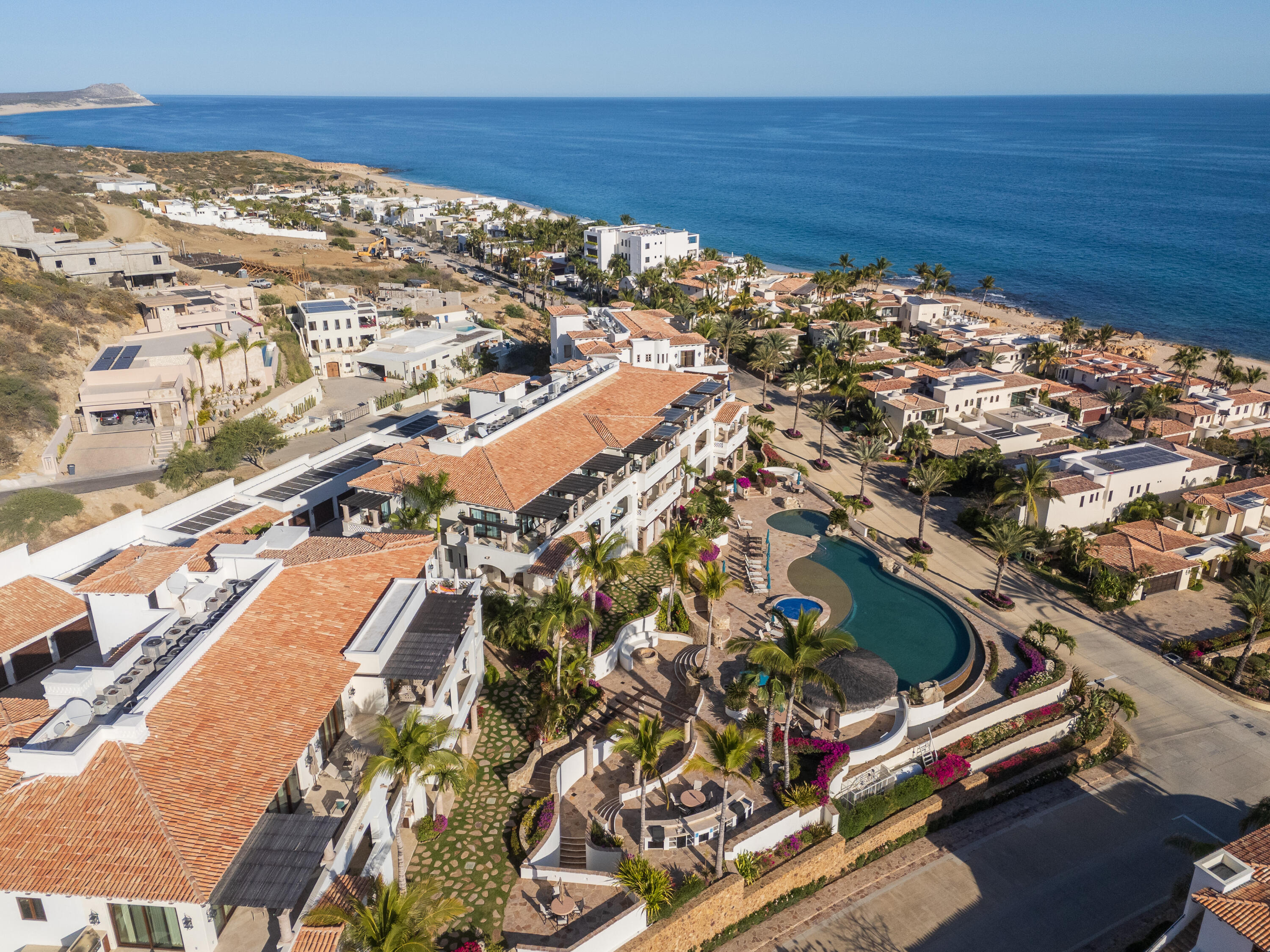 PH, El Encanto De La Laguna