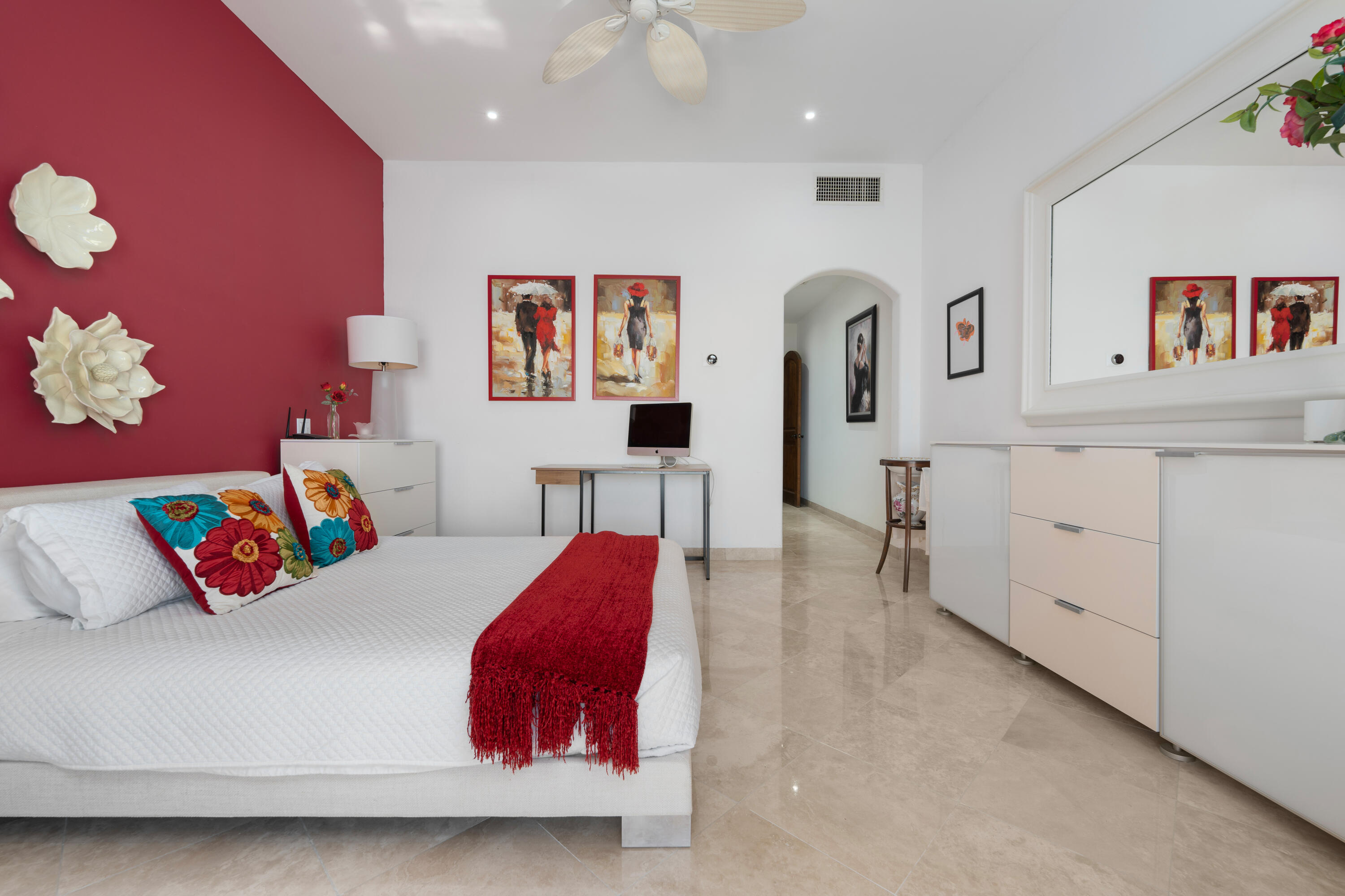 PH, El Encanto De La Laguna