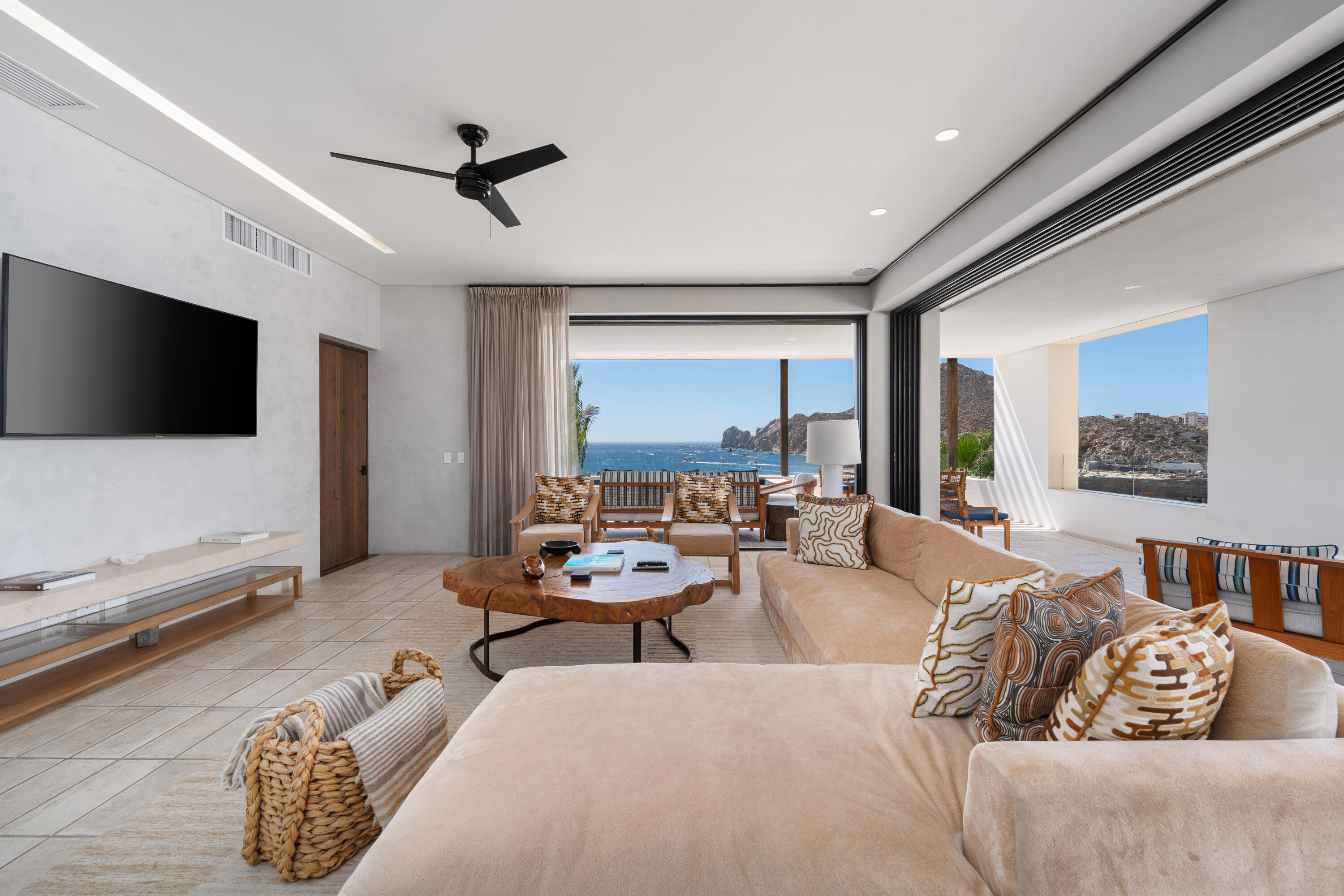 1 Homes Cabo