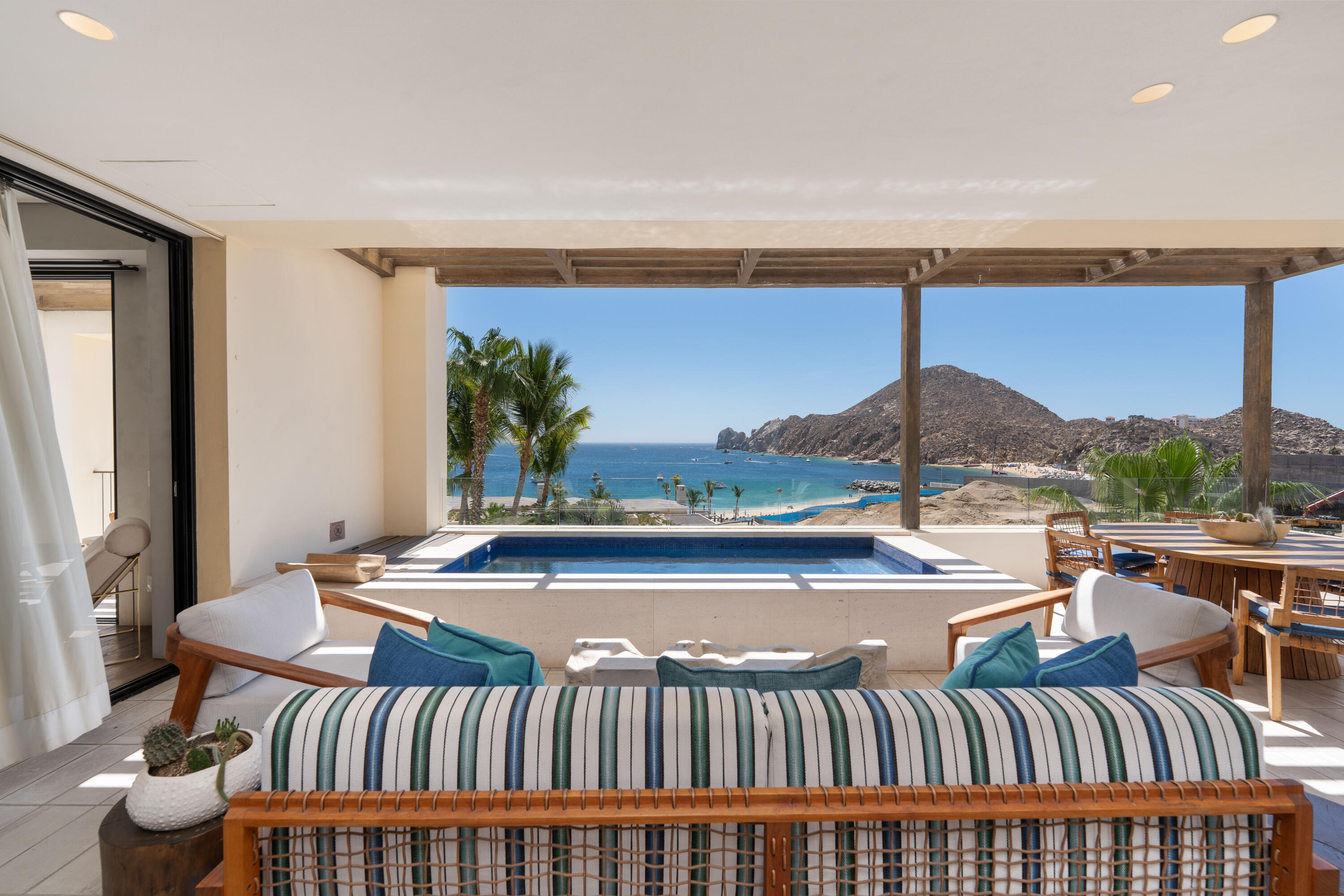 1 Homes Cabo