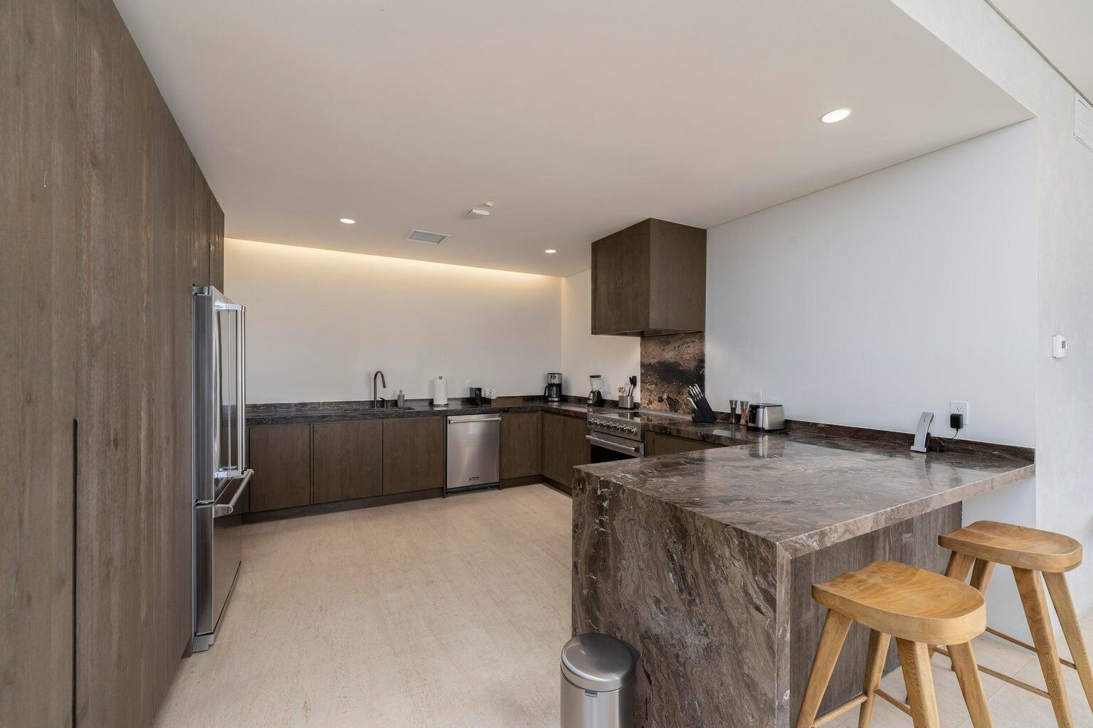 HACIENDA PHASE 2, 1Homes Cabo, 2 BD + DEN
